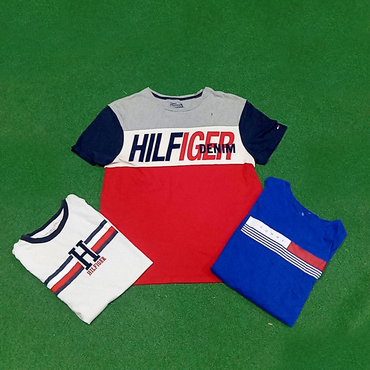 Tommy Hilfiger T-SHIRT