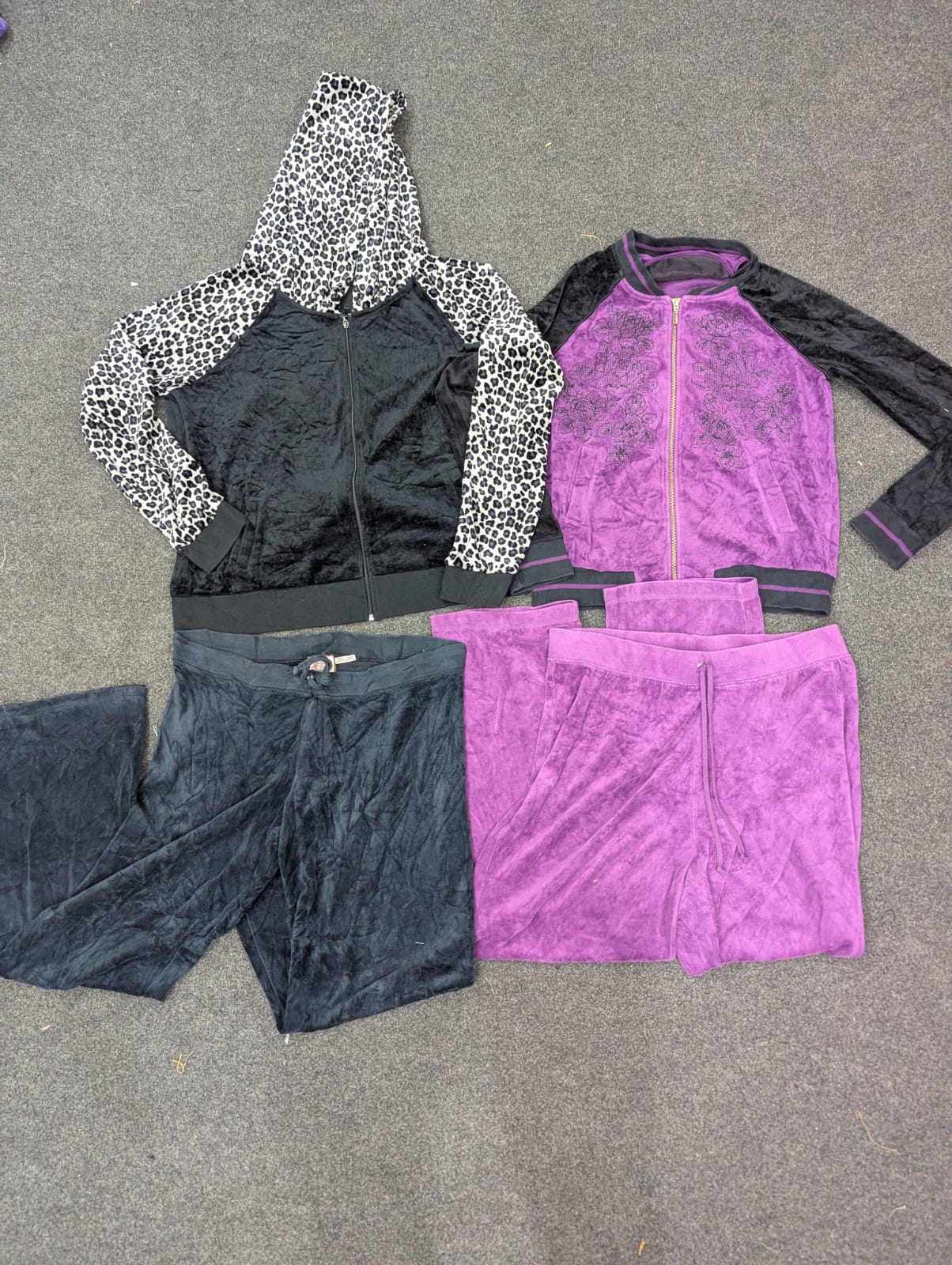 SD 289 オーセンティック ジューシー・クチュール 2ピース ベロア セット | ヴィンテージ Y2K トラックスーツ