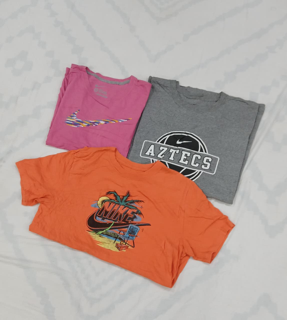 ZV0996 Nike ブランド Tシャツ