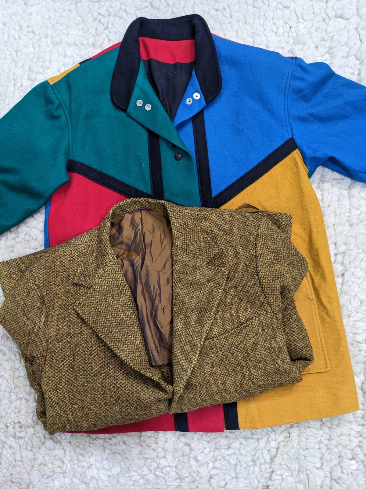 Mix di cappotti in lana con marchio/senza marchio