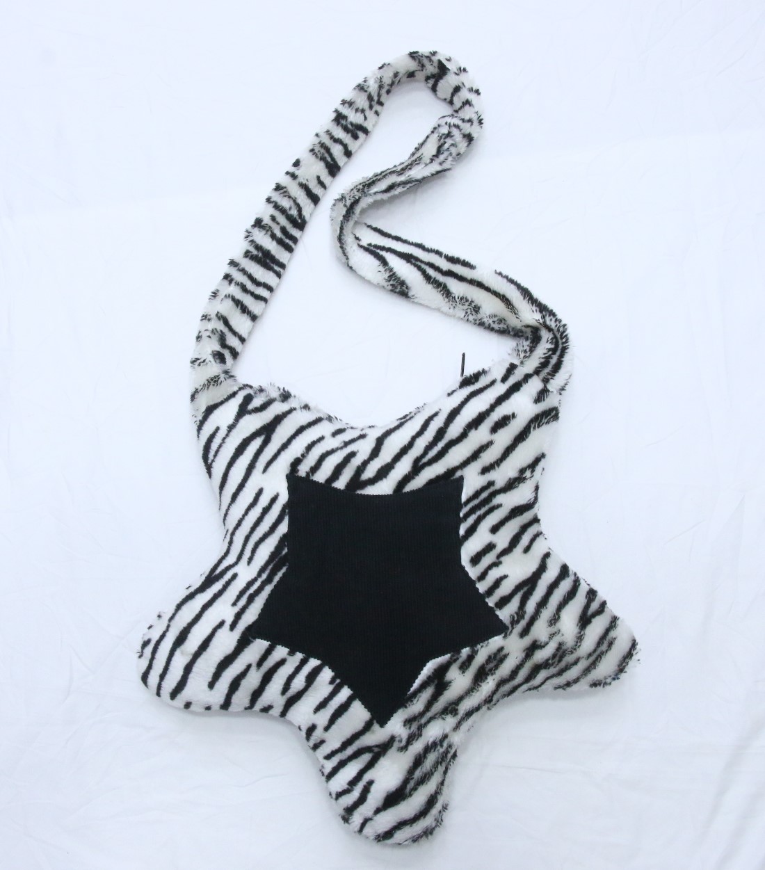 Sac à épaule étoile en fourrure recyclée CR1028