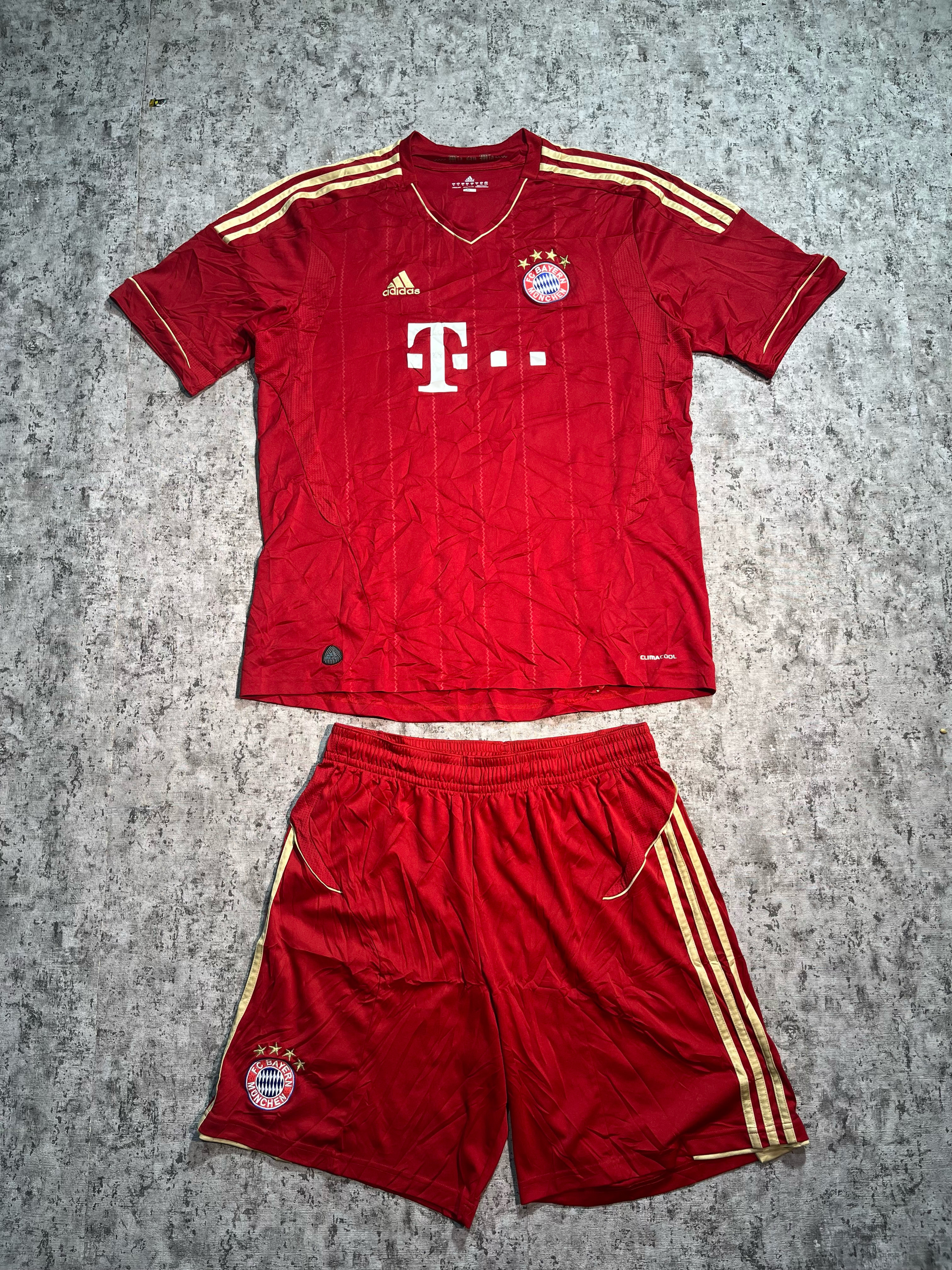 Maillots de Football Club & Costume Complet