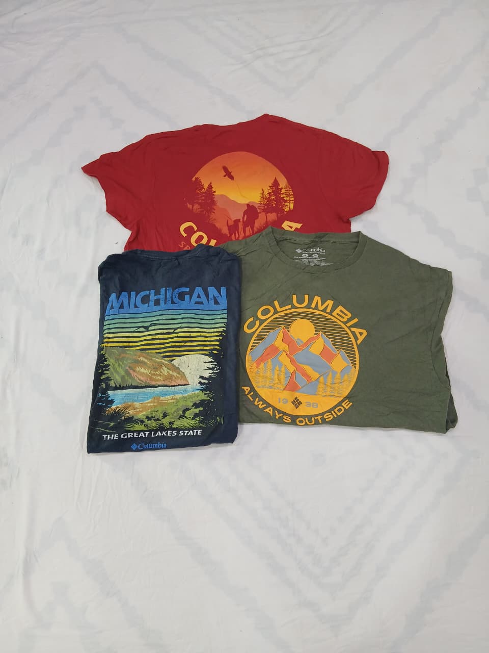 ZV1030 Columbia T-Shirts