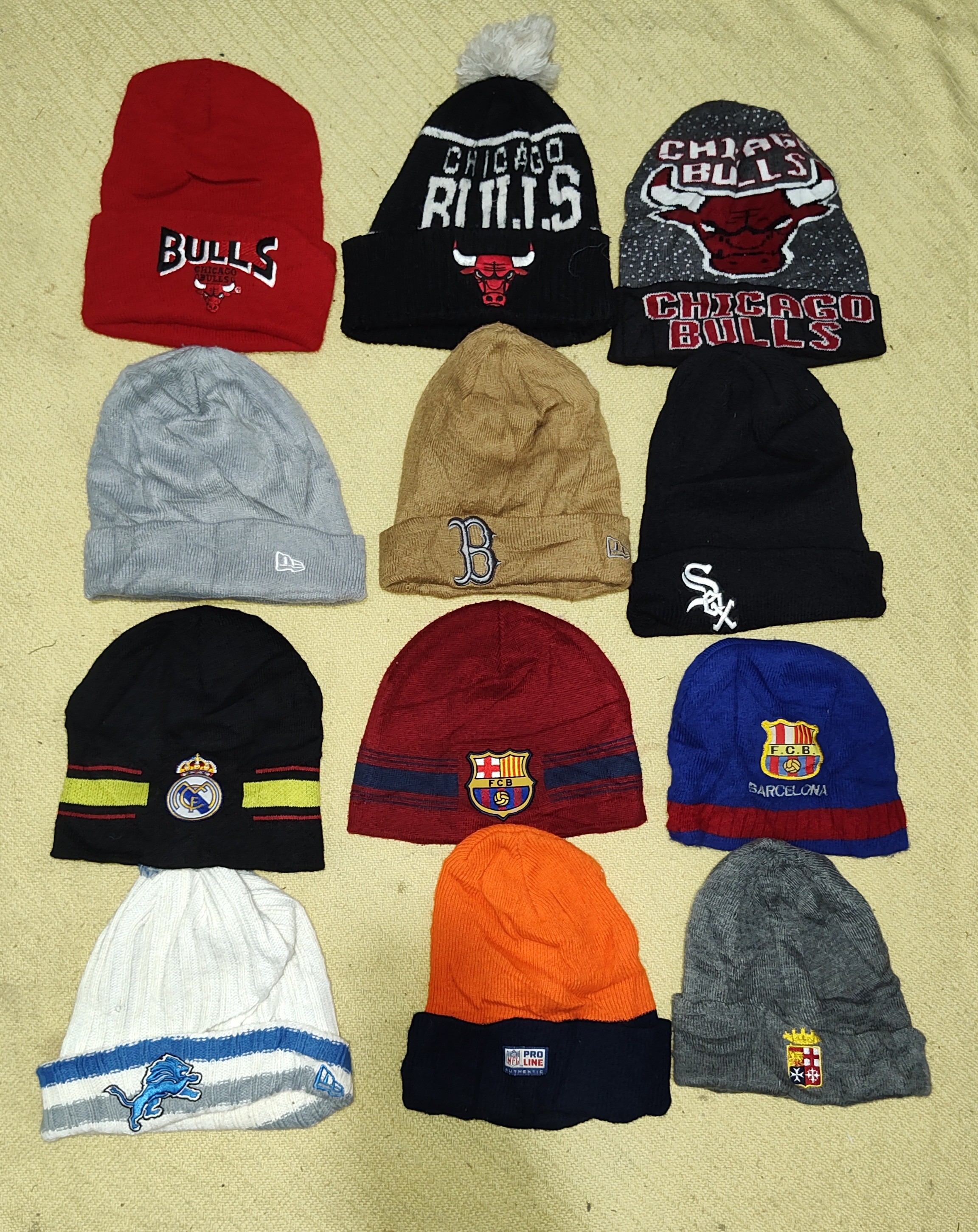 NFL/NHL/FOOTBALL BEANIES