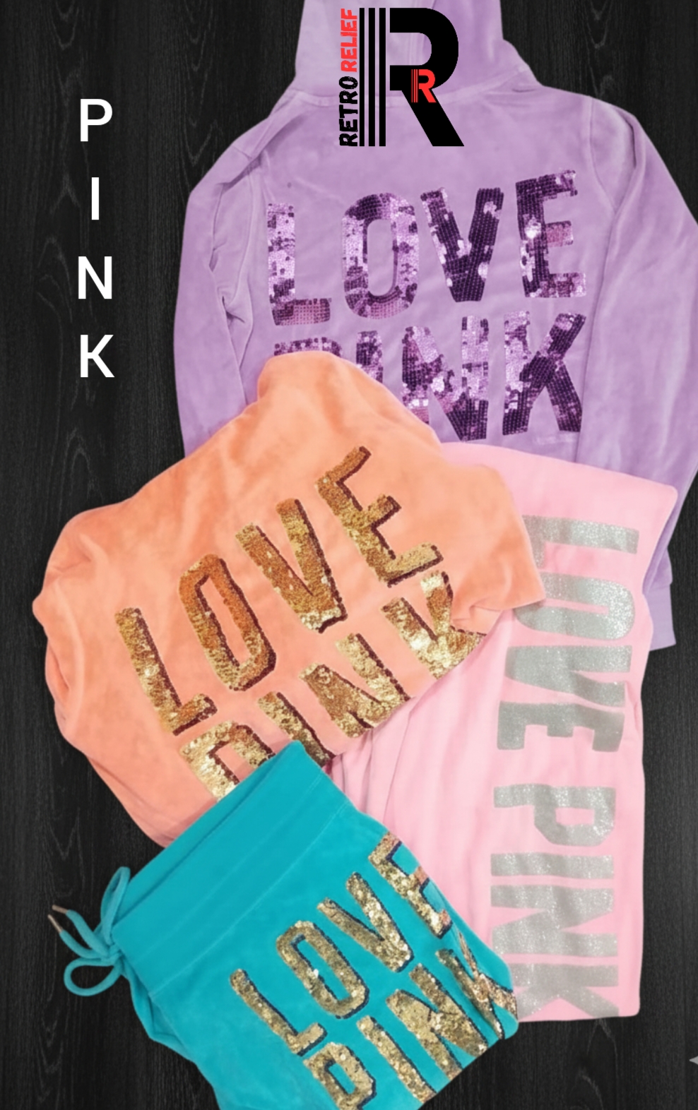 ピンクのフーディとスウェットパンツ