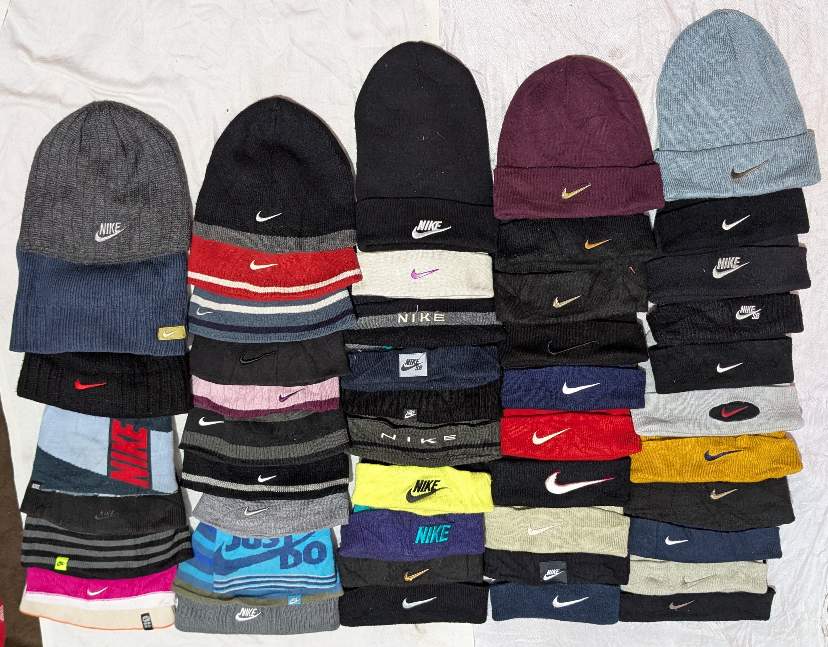 ナイキ ビーニー V51