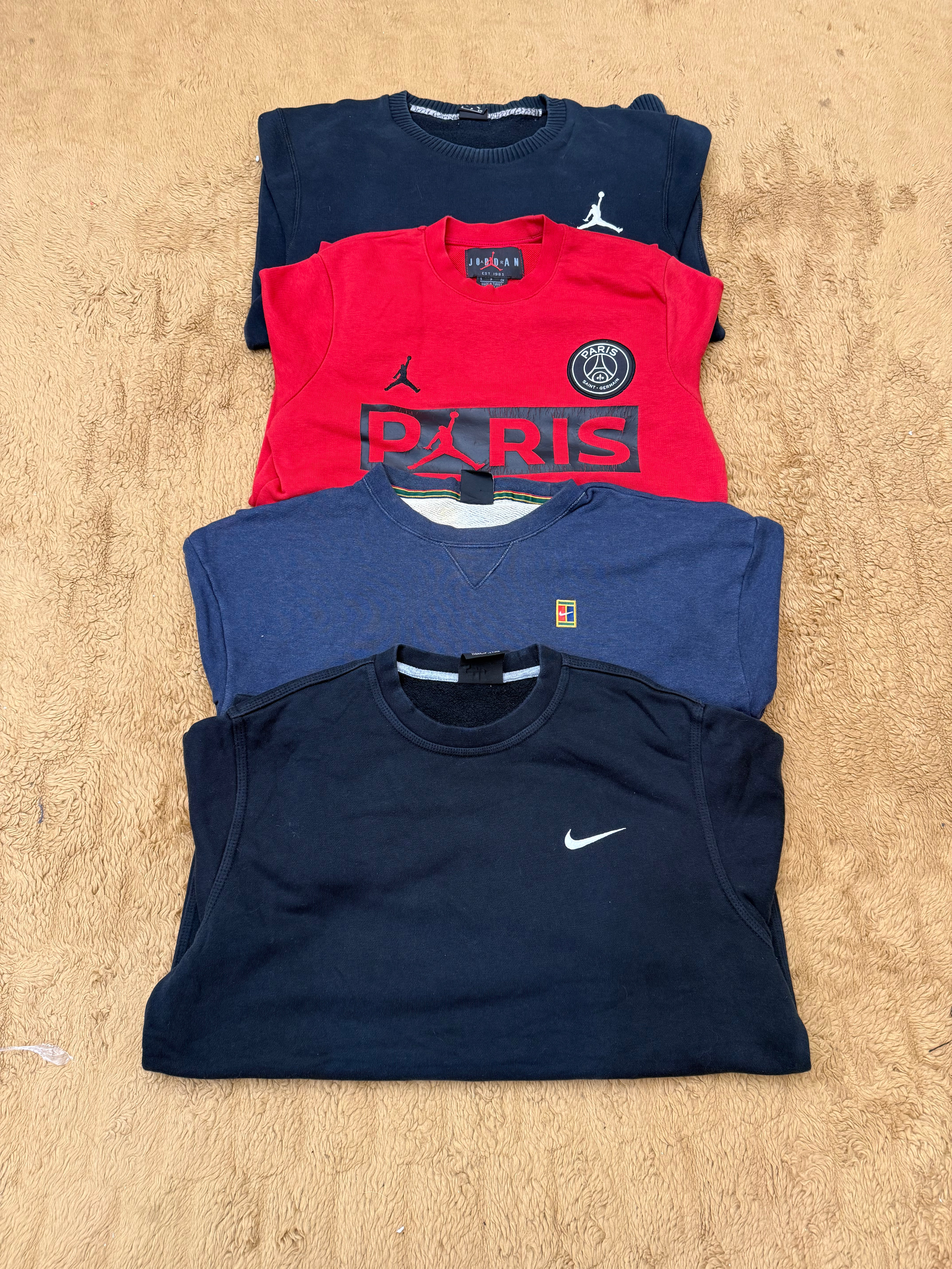 ナイキ＆ジョーダンのスウェットシャツ