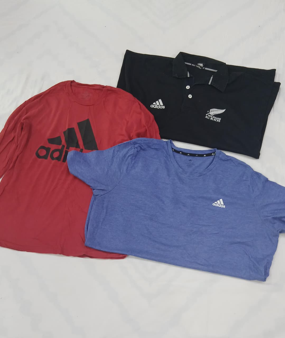 CRZ1079  Adidas T-Shirts