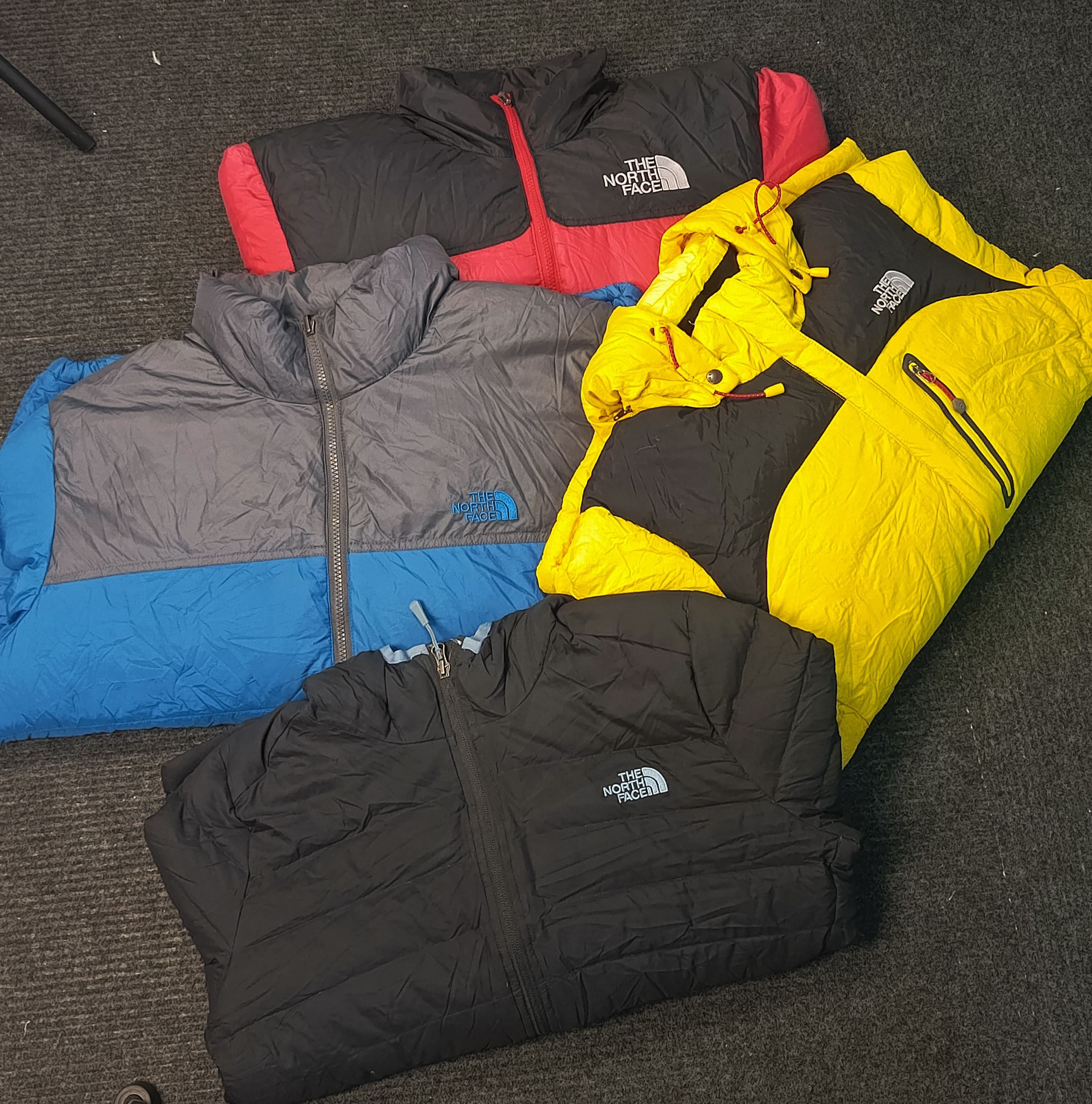 TNF  (The North Face) Puffer Jackets
