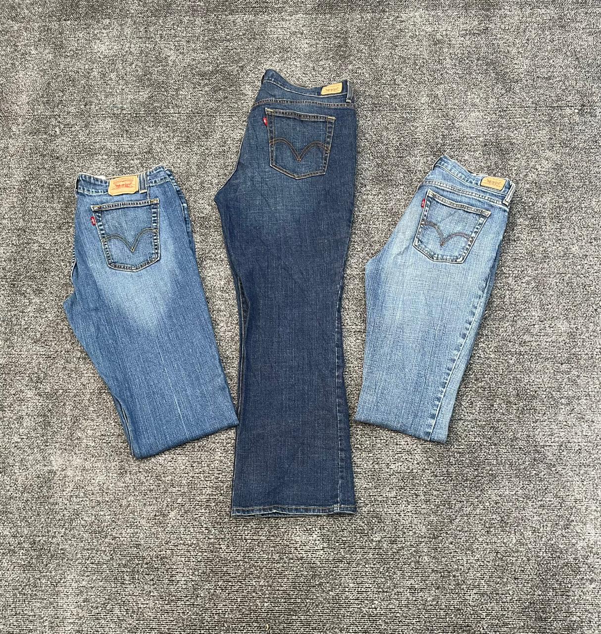 Calças Bootcut Vintage Levi’s - e4 (15/12)