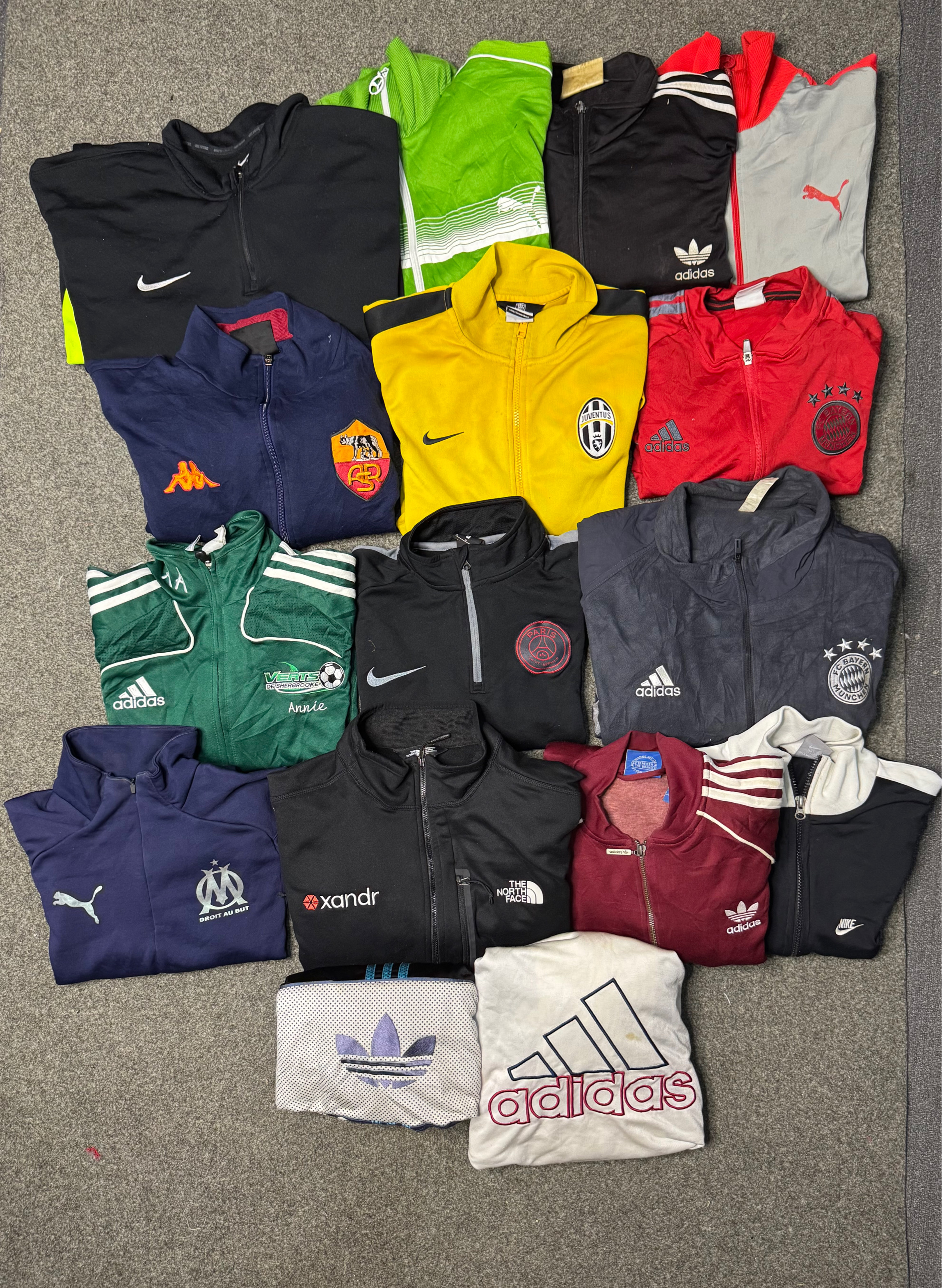 ミックスブランドのヴィンテージクラブ＆トラックスーツ