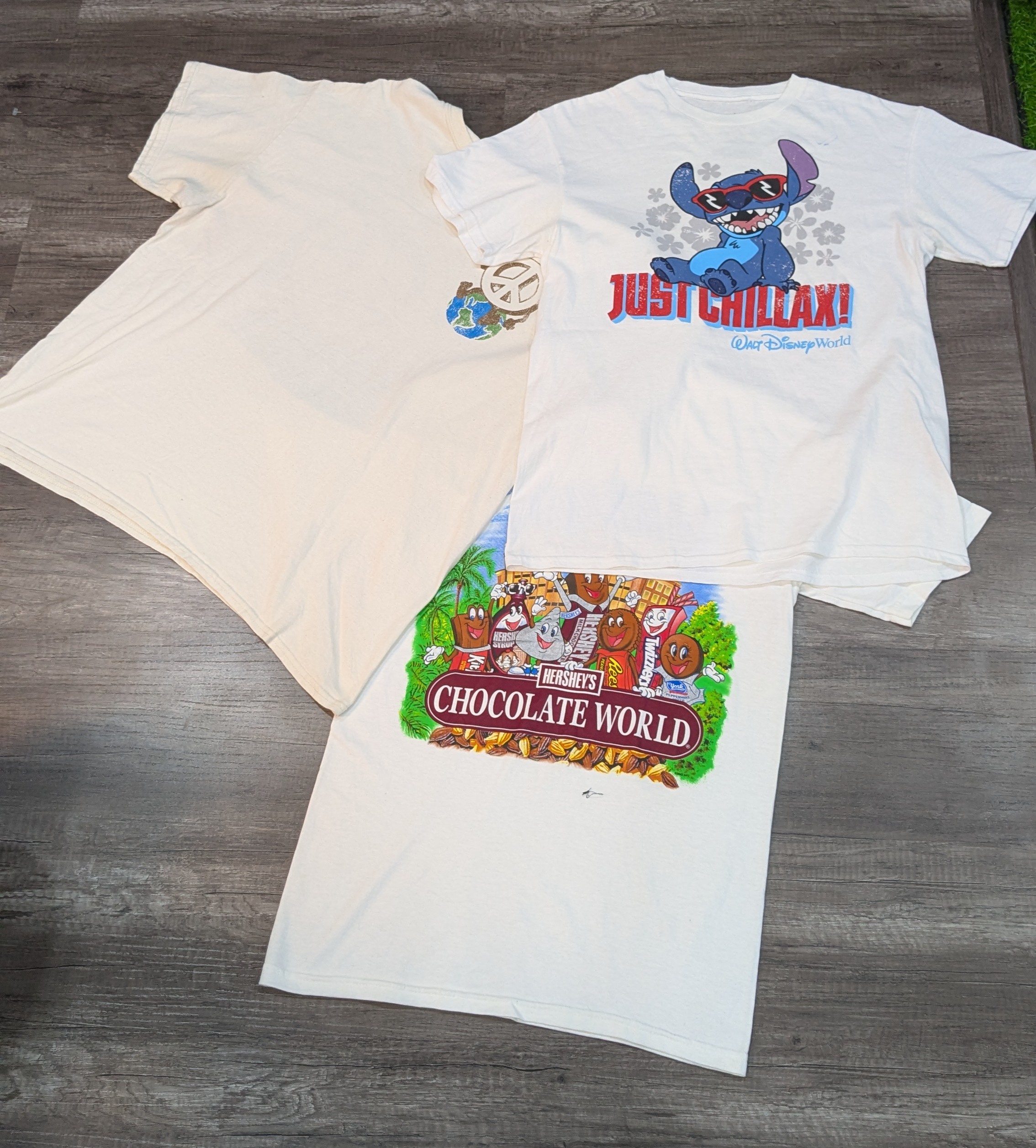 1454 - ヴィンテージスタイルのホワイトプリントTシャツ