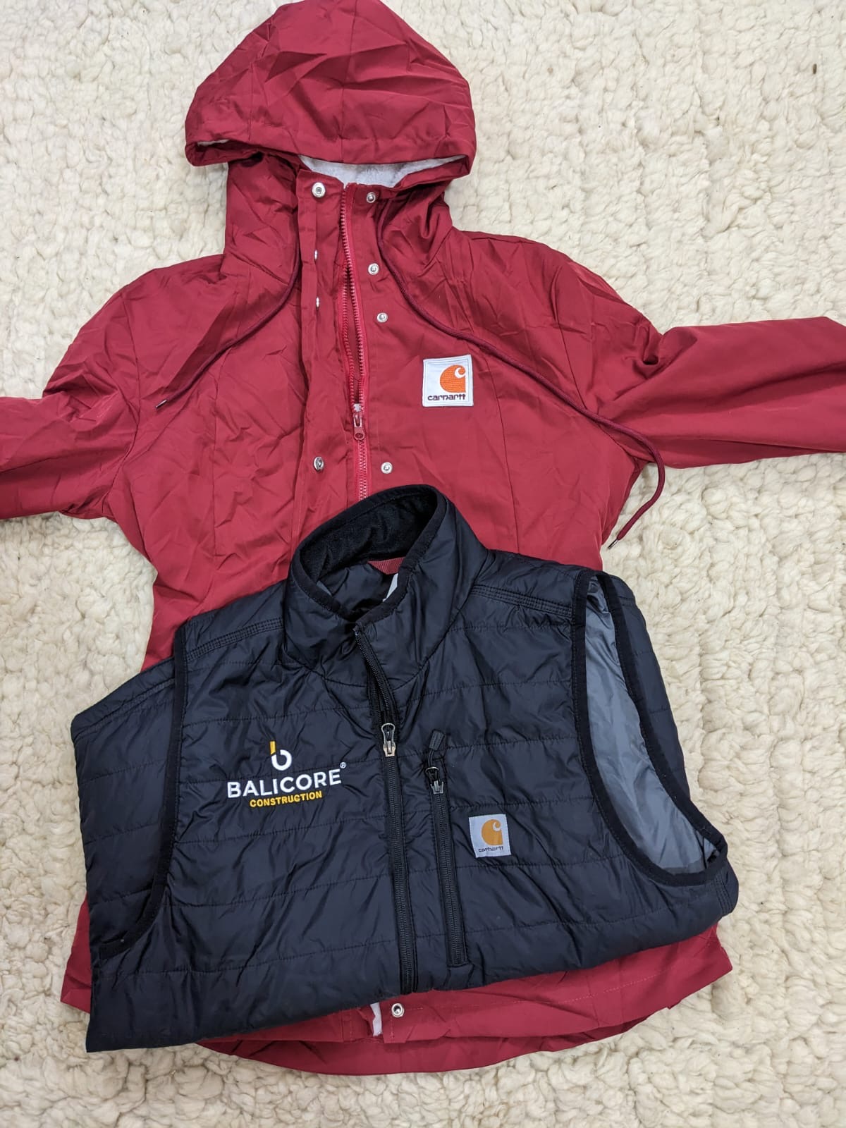 Carhartt Hooded Jackets & Quilted Vest Mix