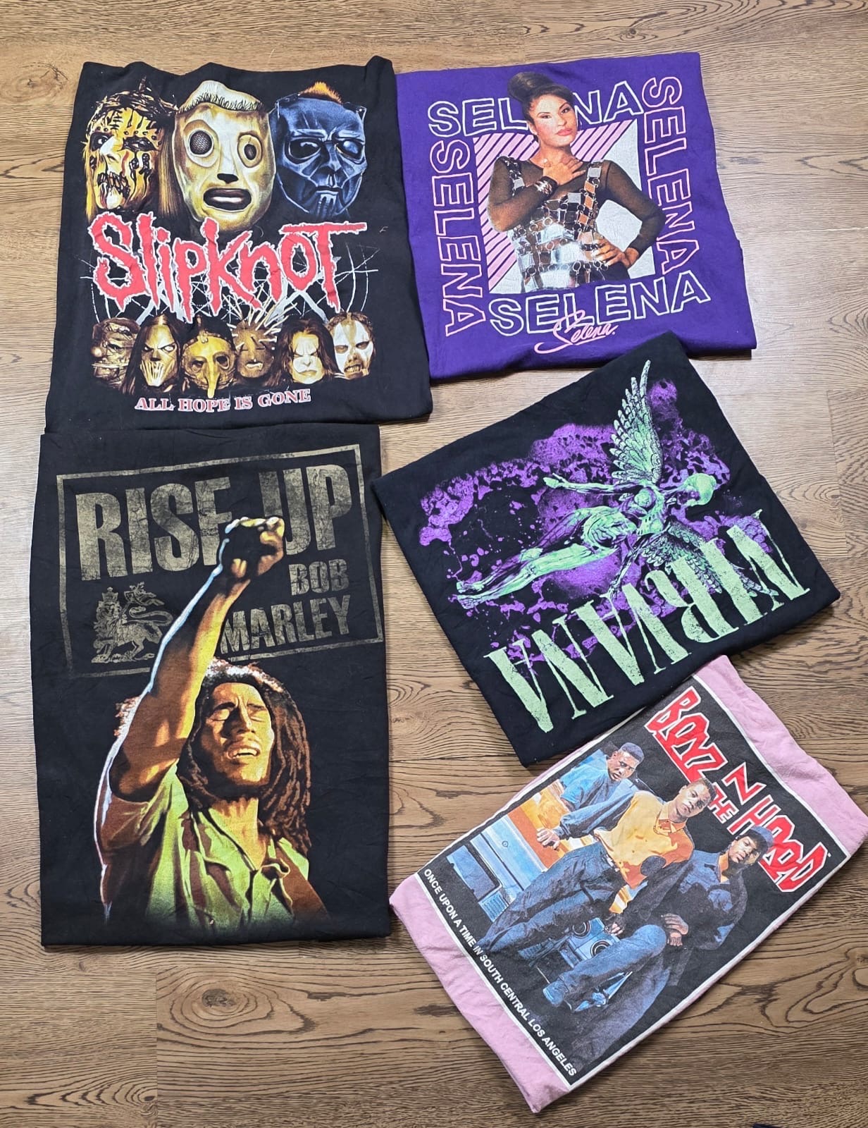 Music print t-shirts