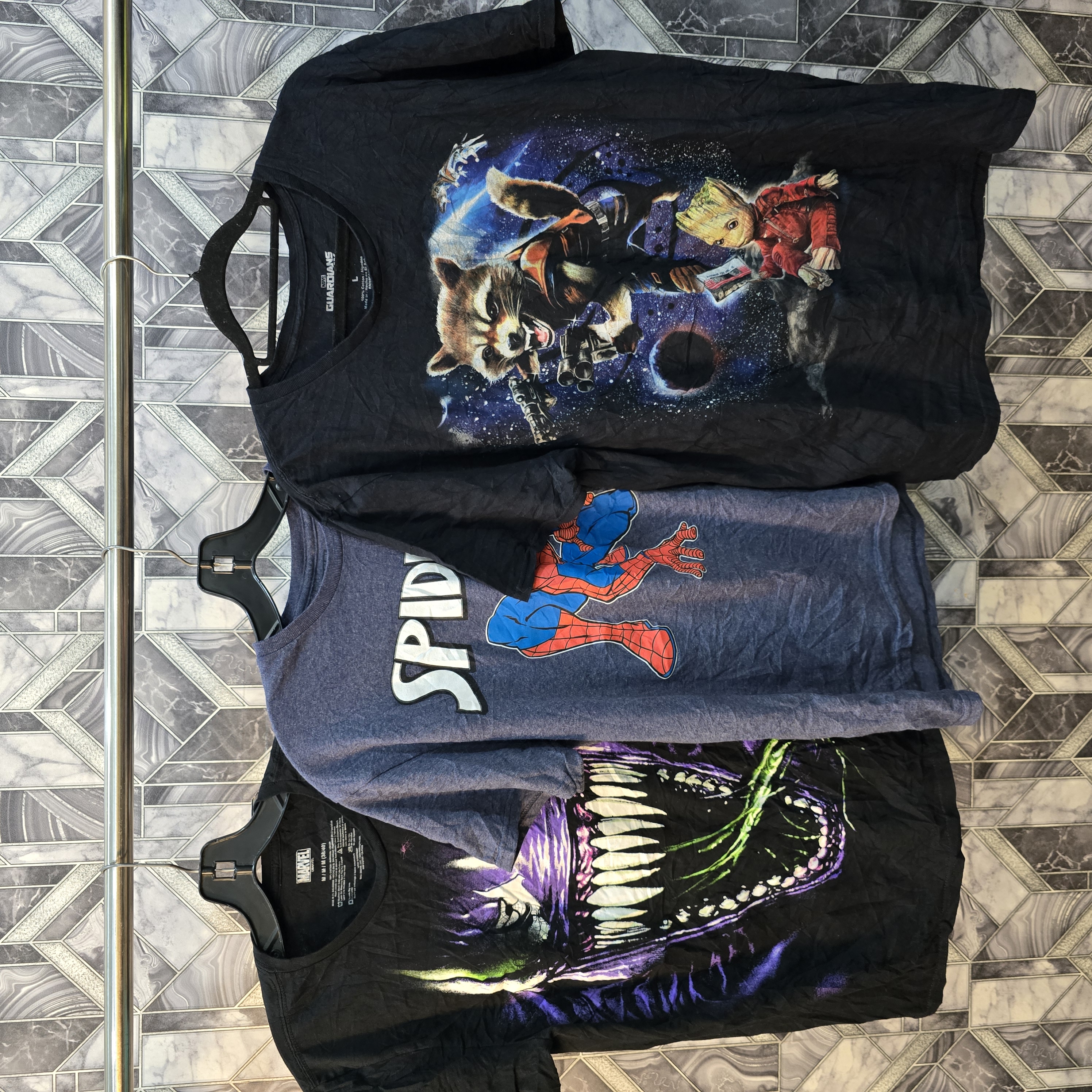 AVG-0047 マーベル Tシャツ