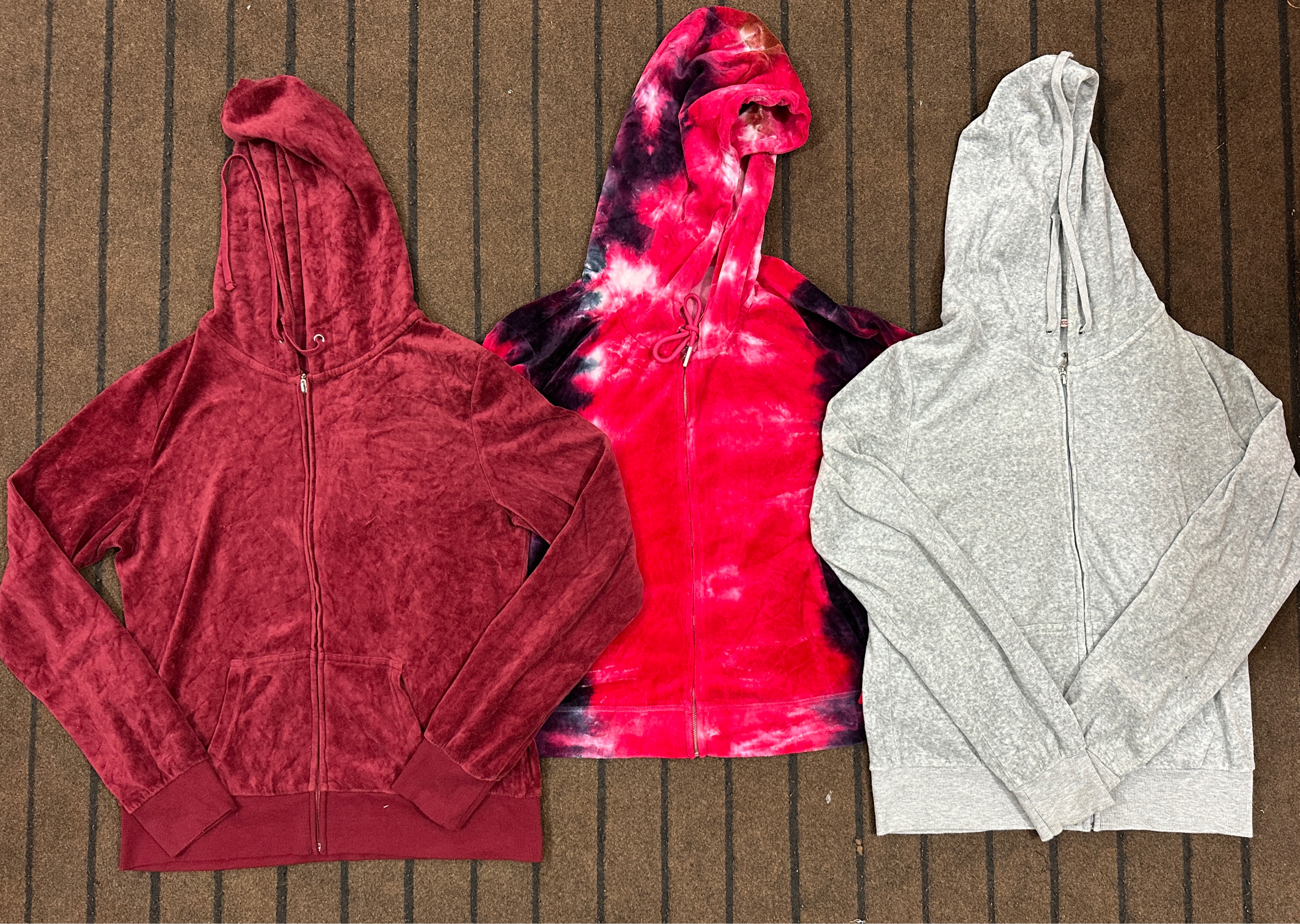 SD0294 - Juicy Couture Tops - 31 Pieces