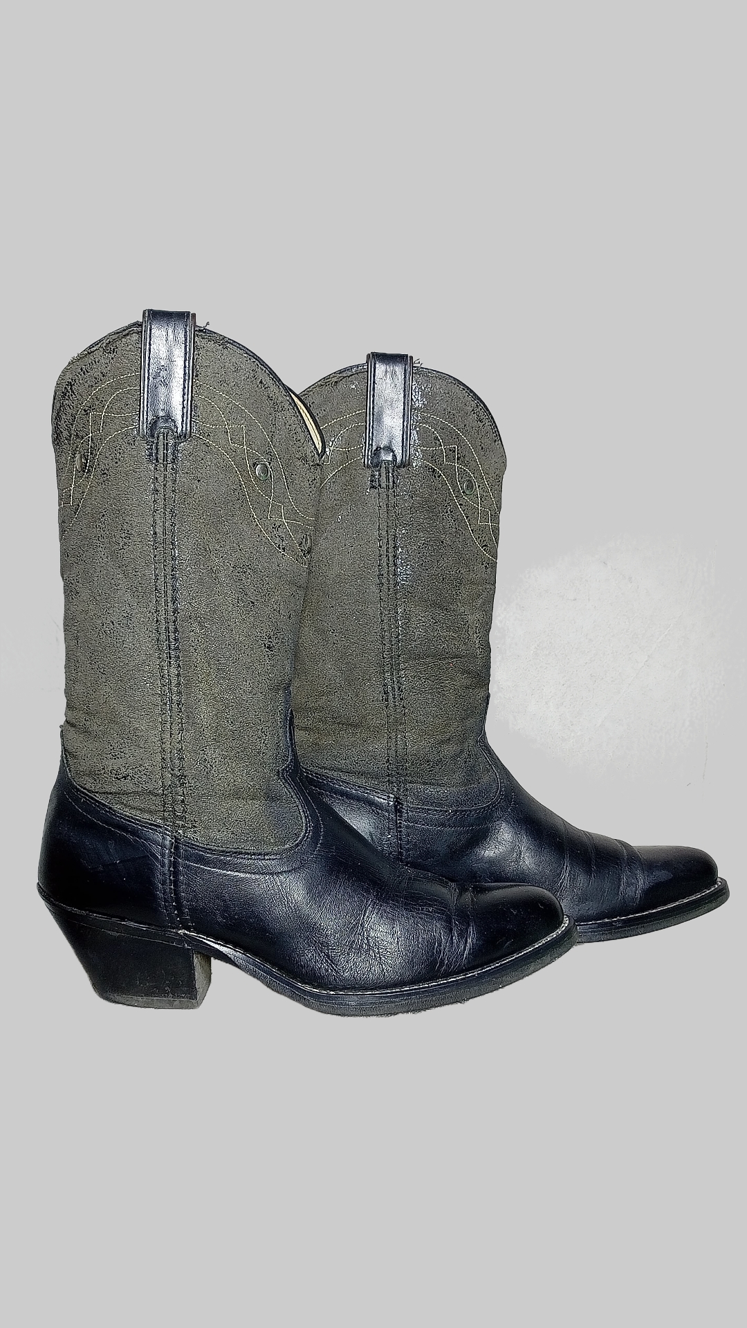 MV344# Vintage Cowboy Boots