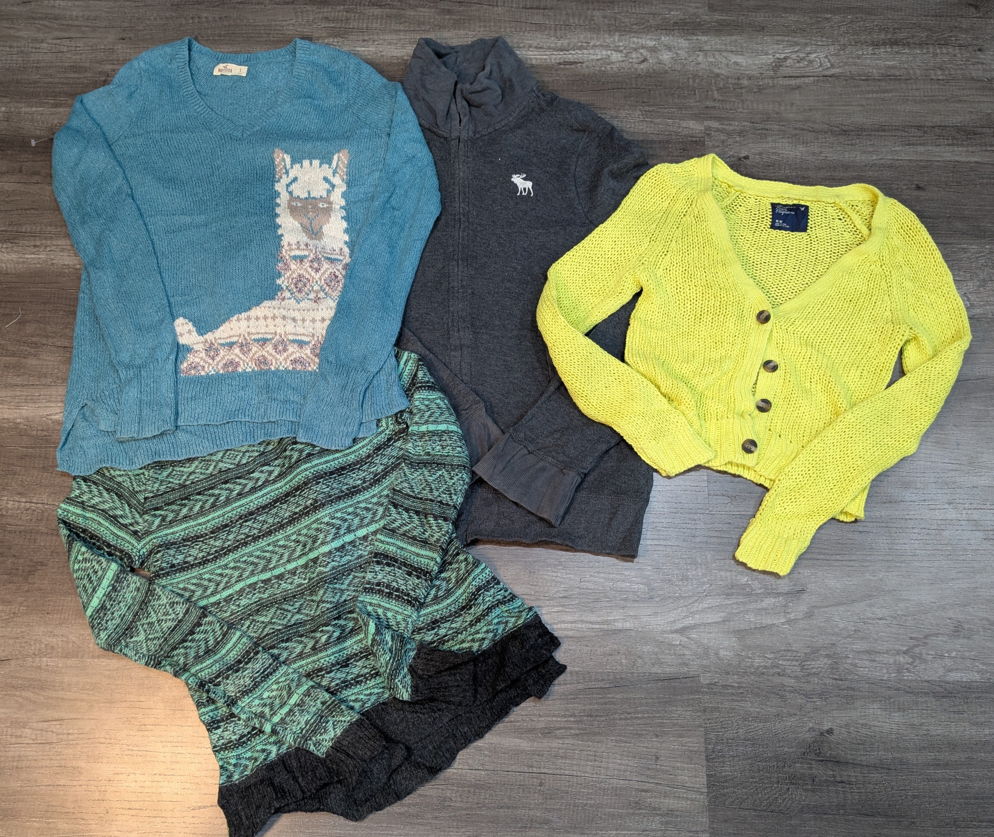 1483 - アメリカン・イーグル、ホリスター、エアロポステール & アバクロ セーター