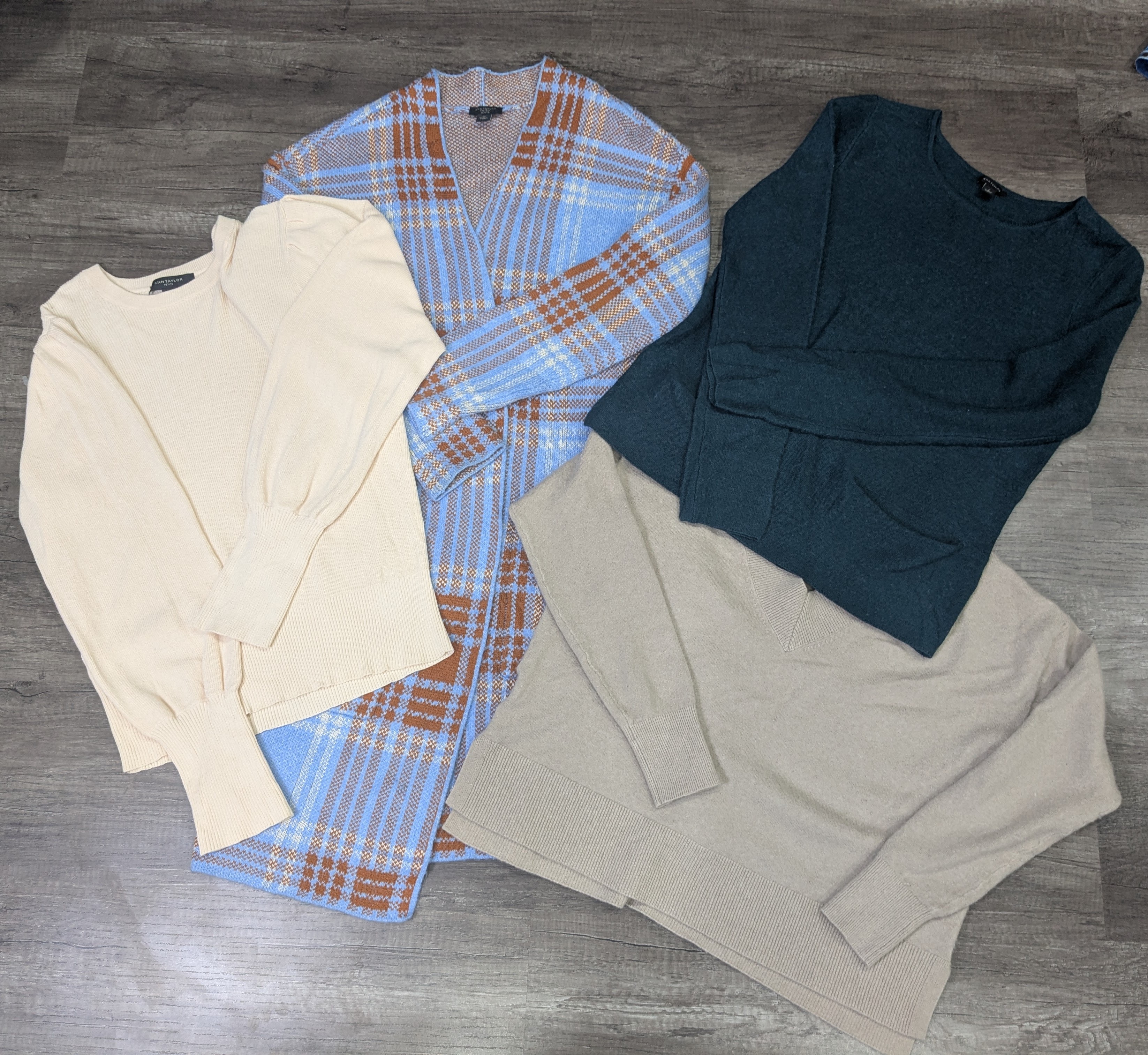 1498 - Ann Taylor Sweaters