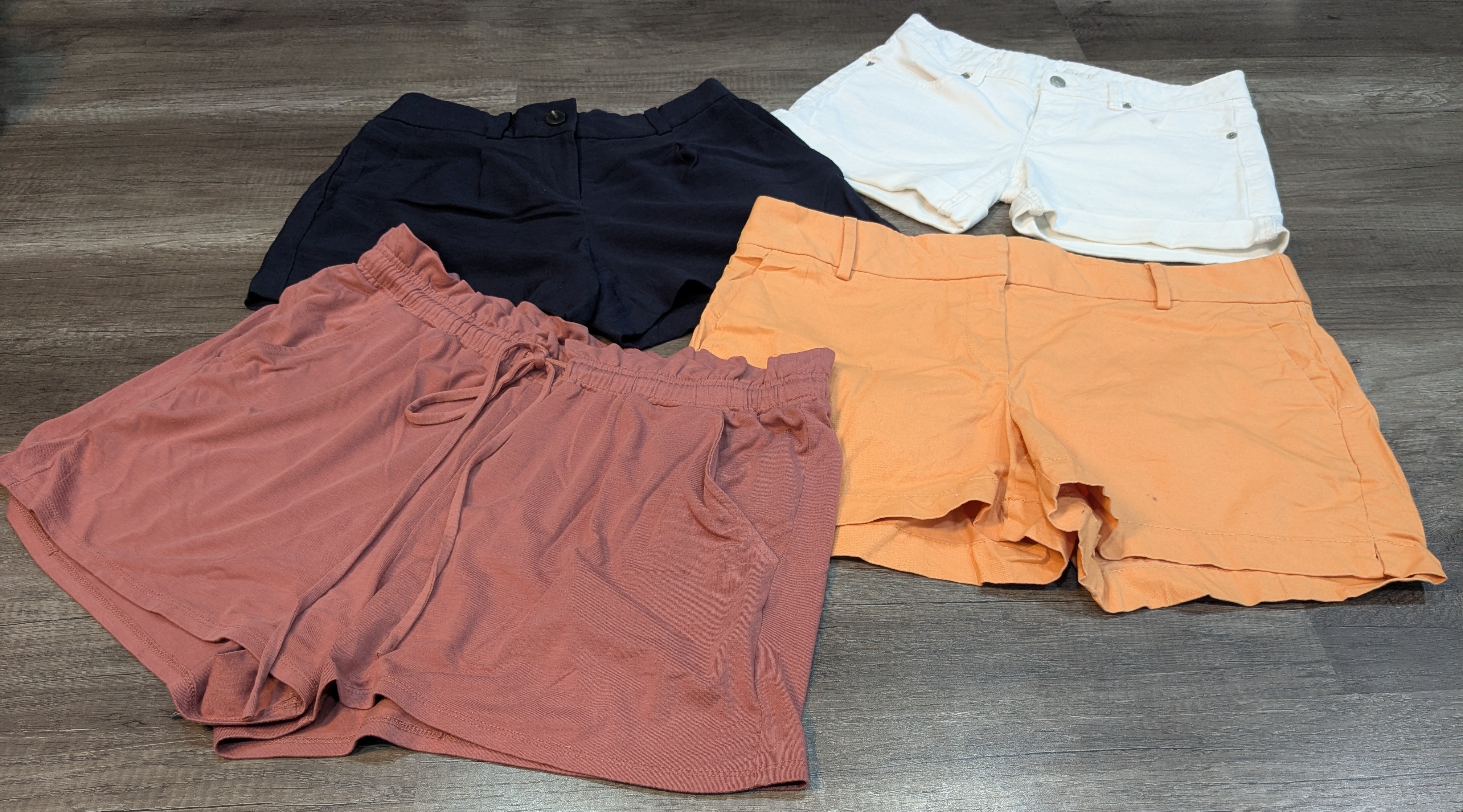 1517 - Loft Mix Shorts