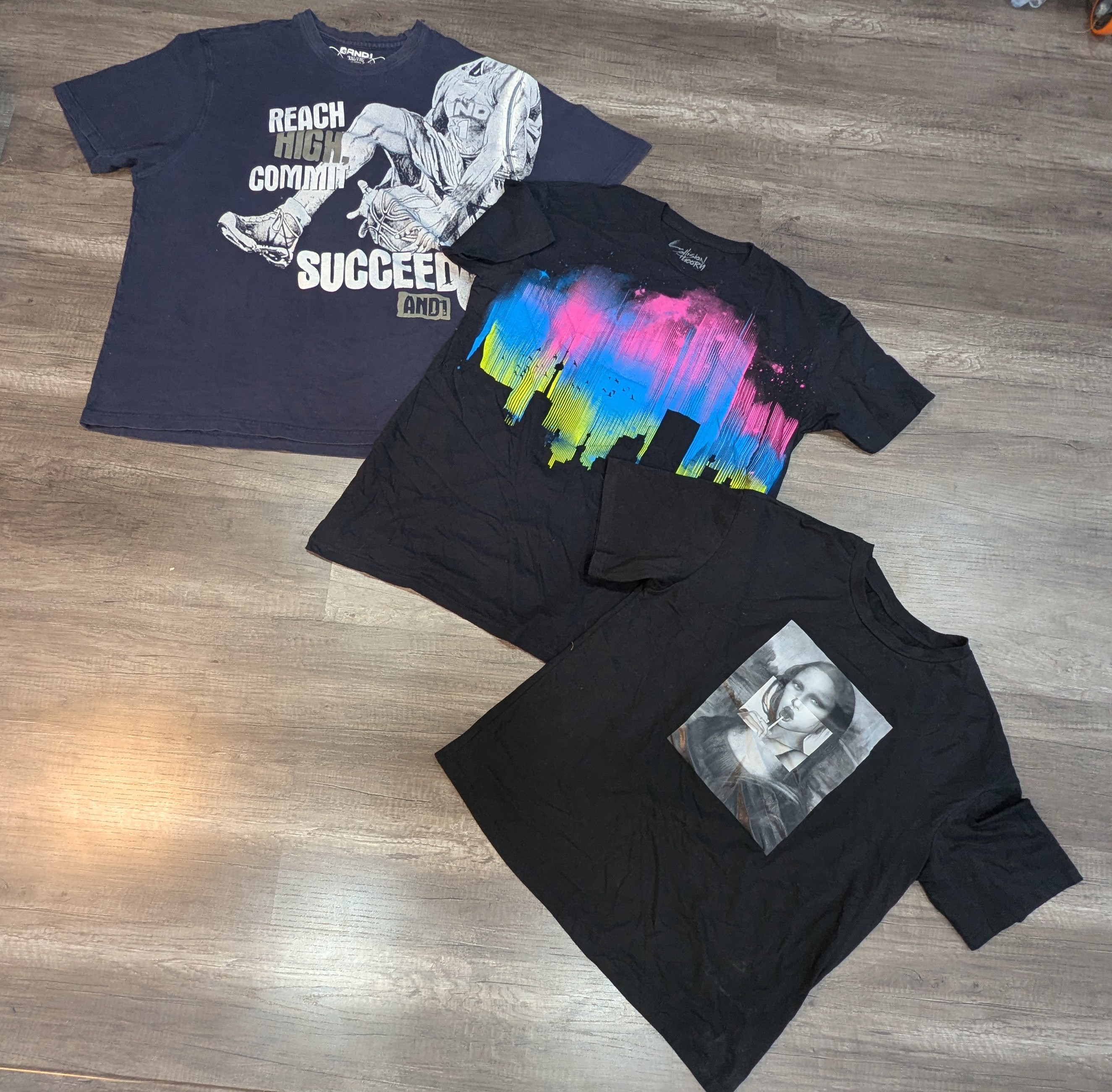 1569 - ヴィンテージスタイルプリントTシャツ