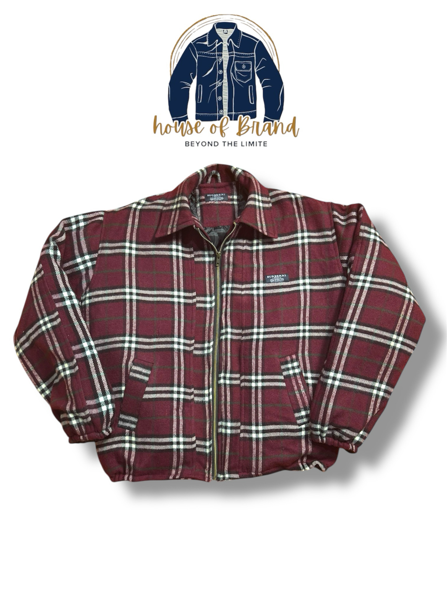バーバリーのジャケットがアップサイクルされています