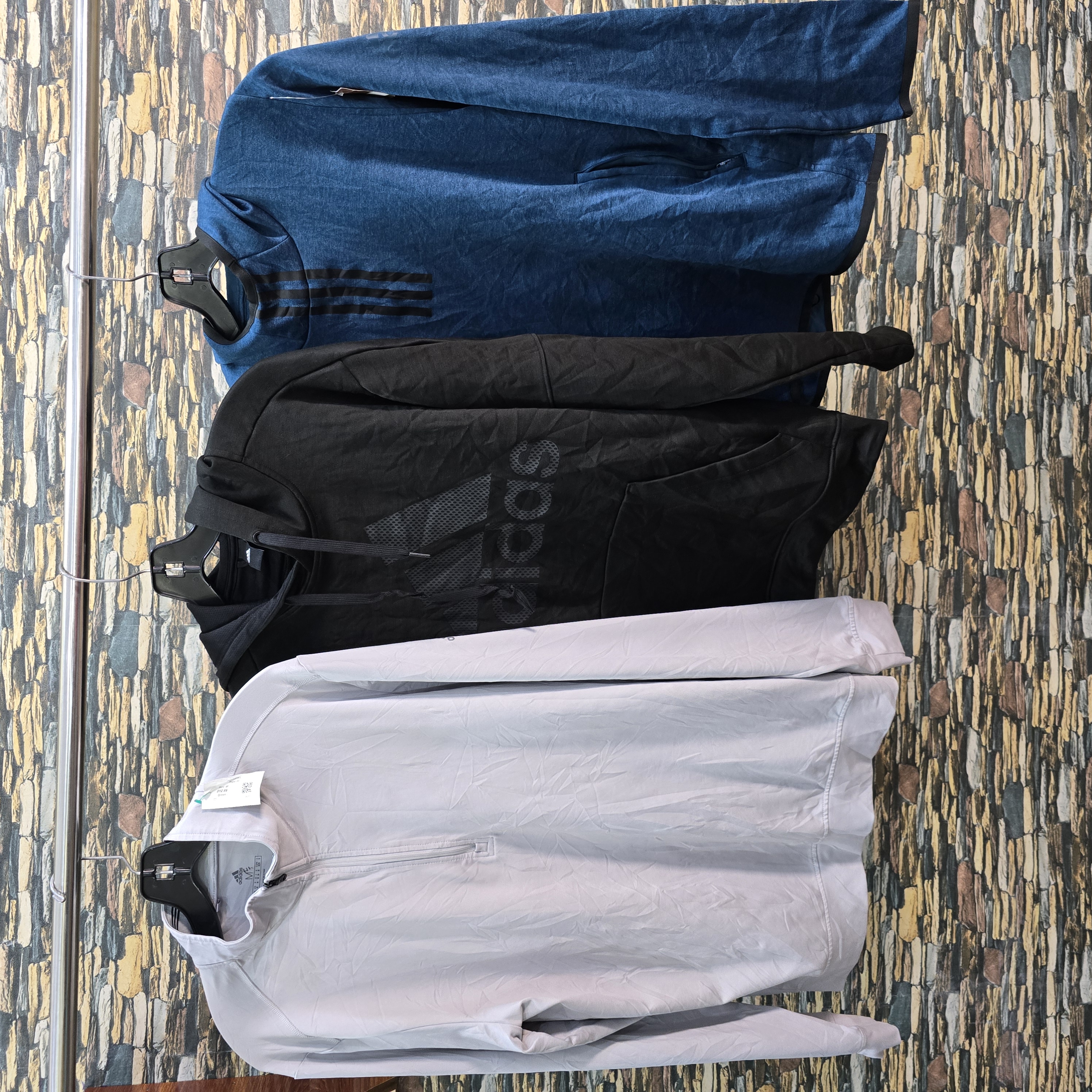 AV-0538 Adidas Sweatshirts und Hoodies