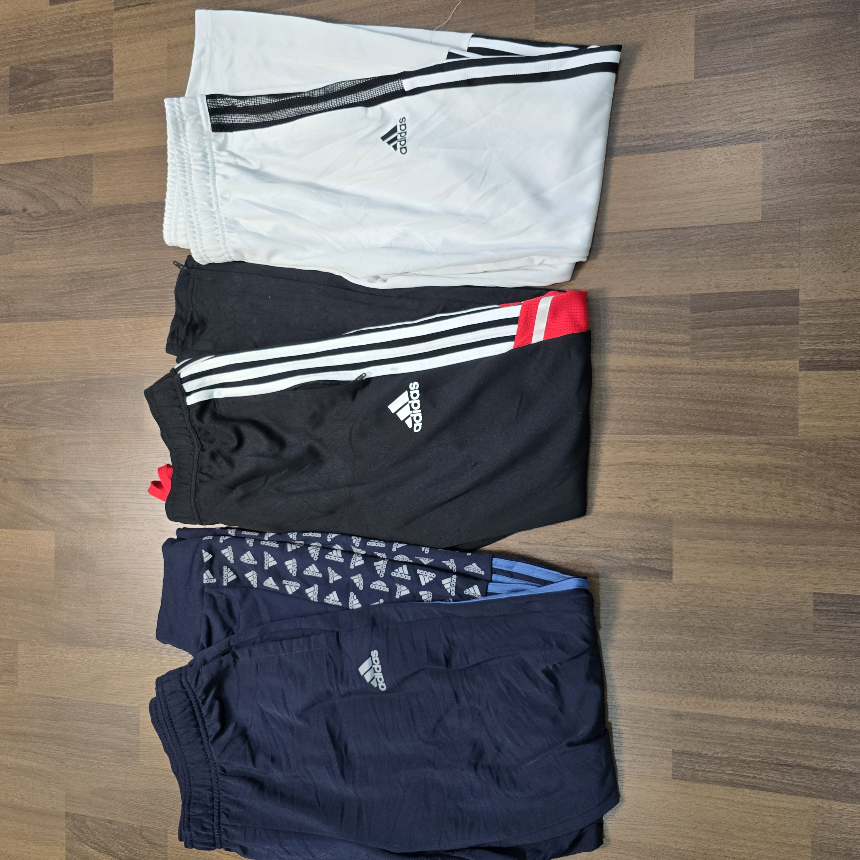 AV-0539 Adidas Track Pants