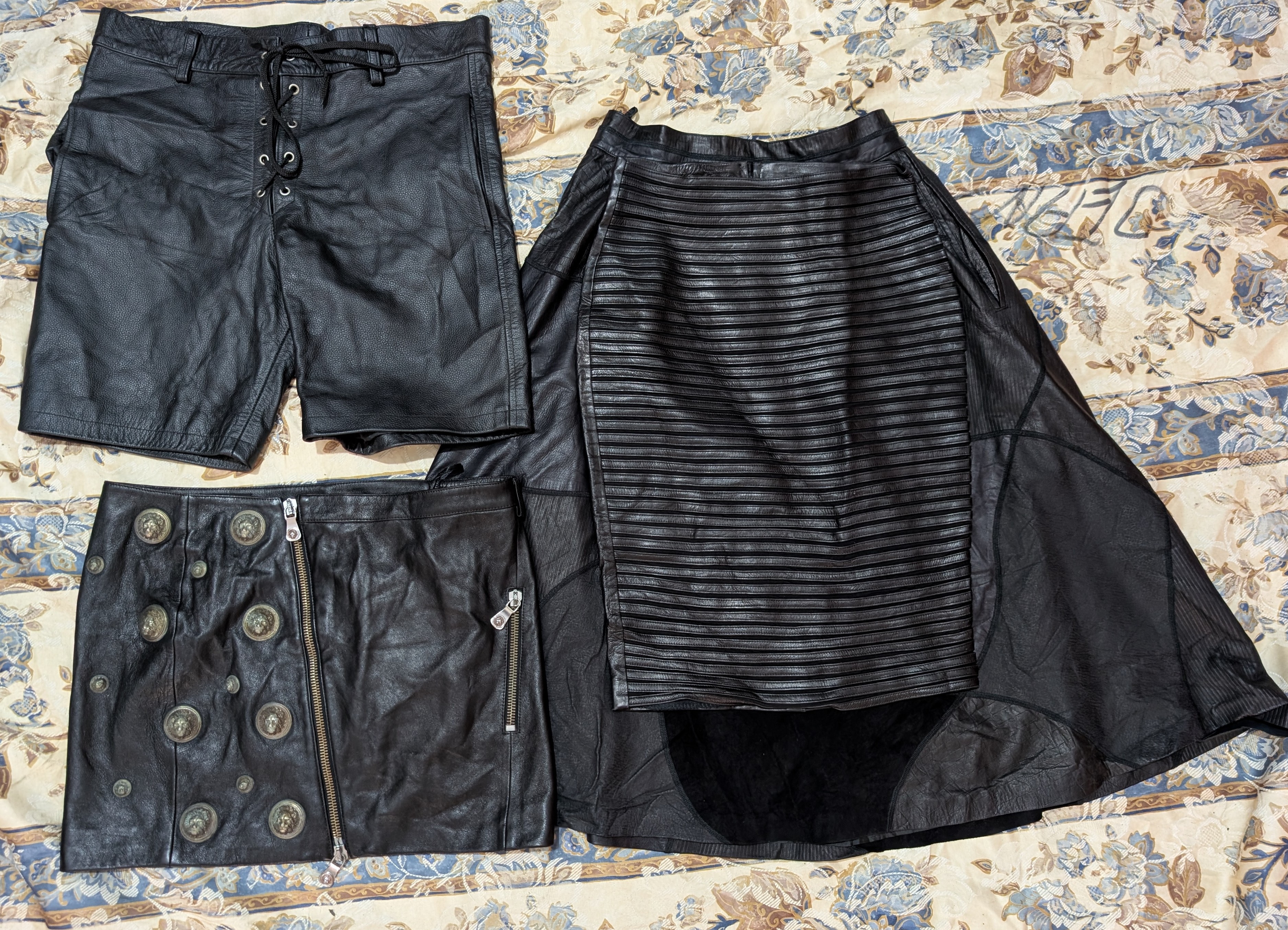 Ladies leather skirts