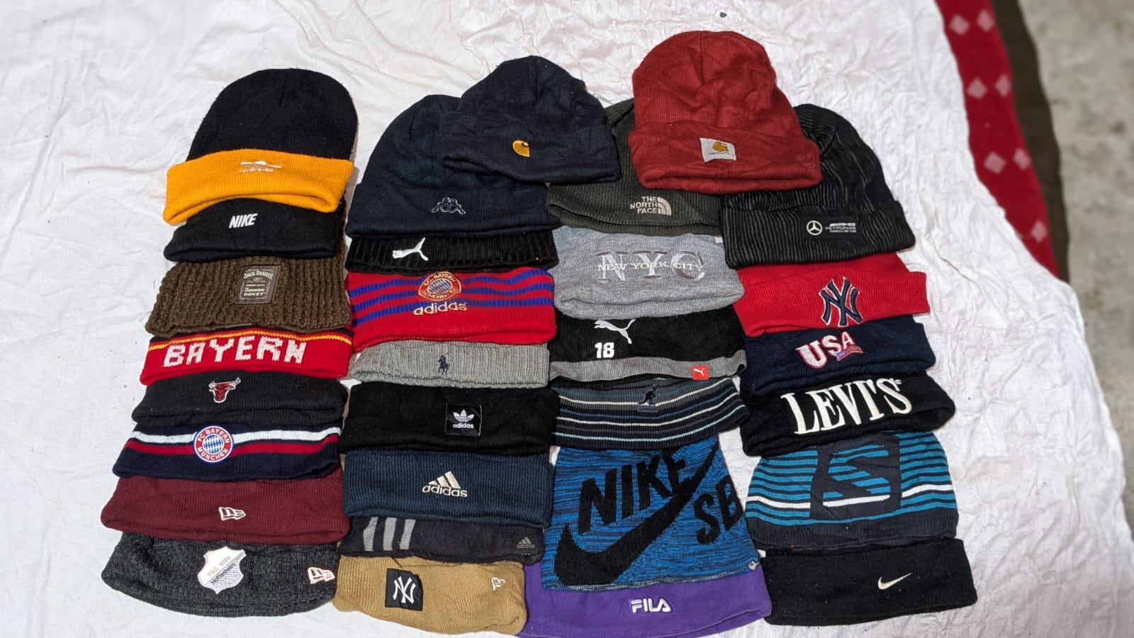 ミックスブランドビーニー V33