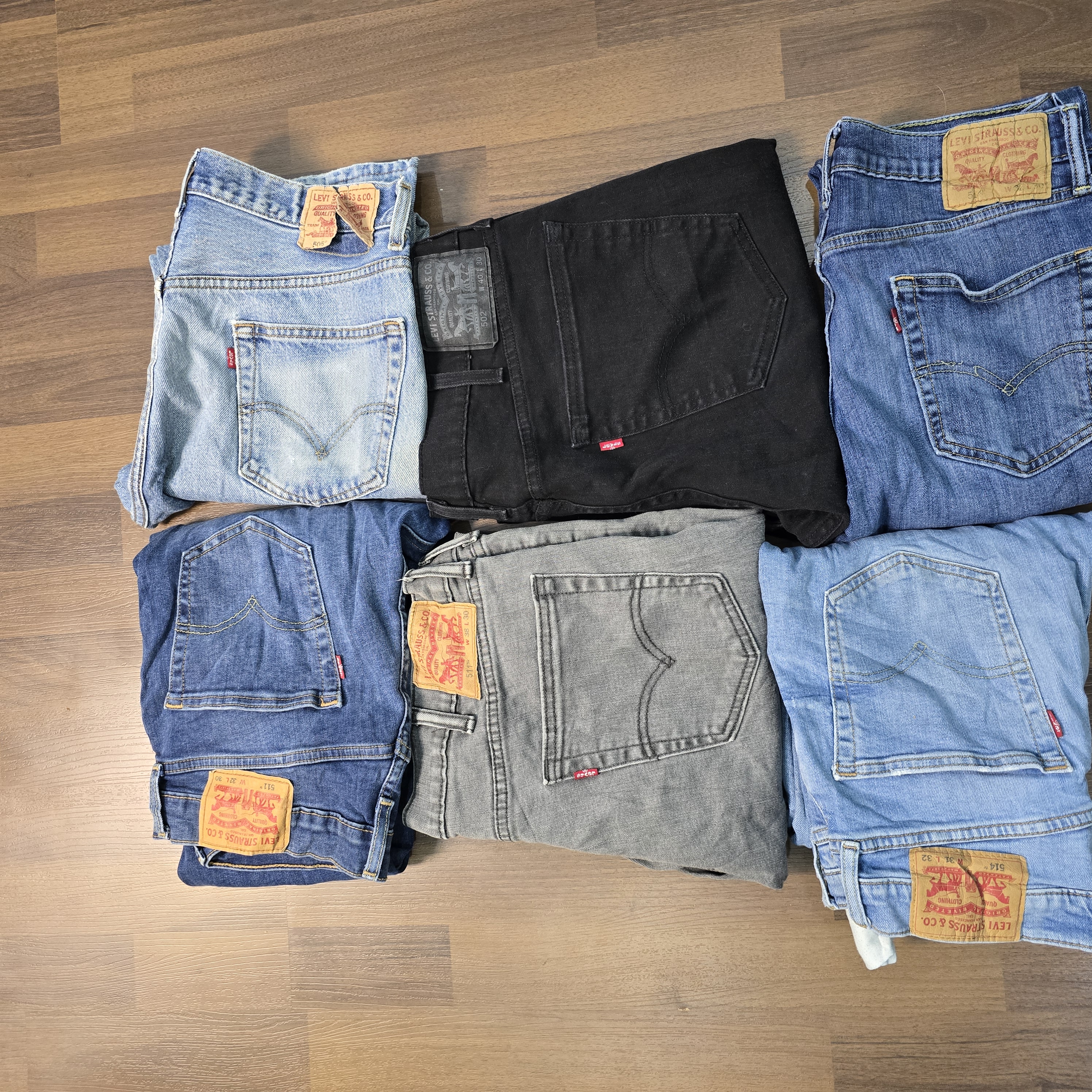 AV-0548 Levi's Jeans Mix Code