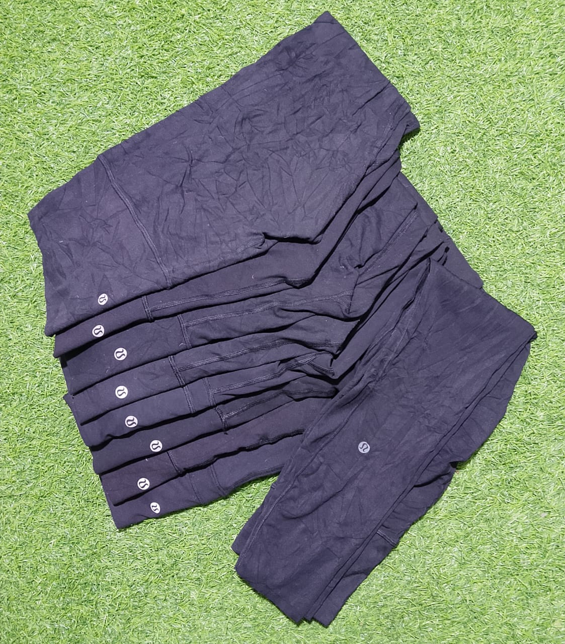 「Lululemon レギンス」