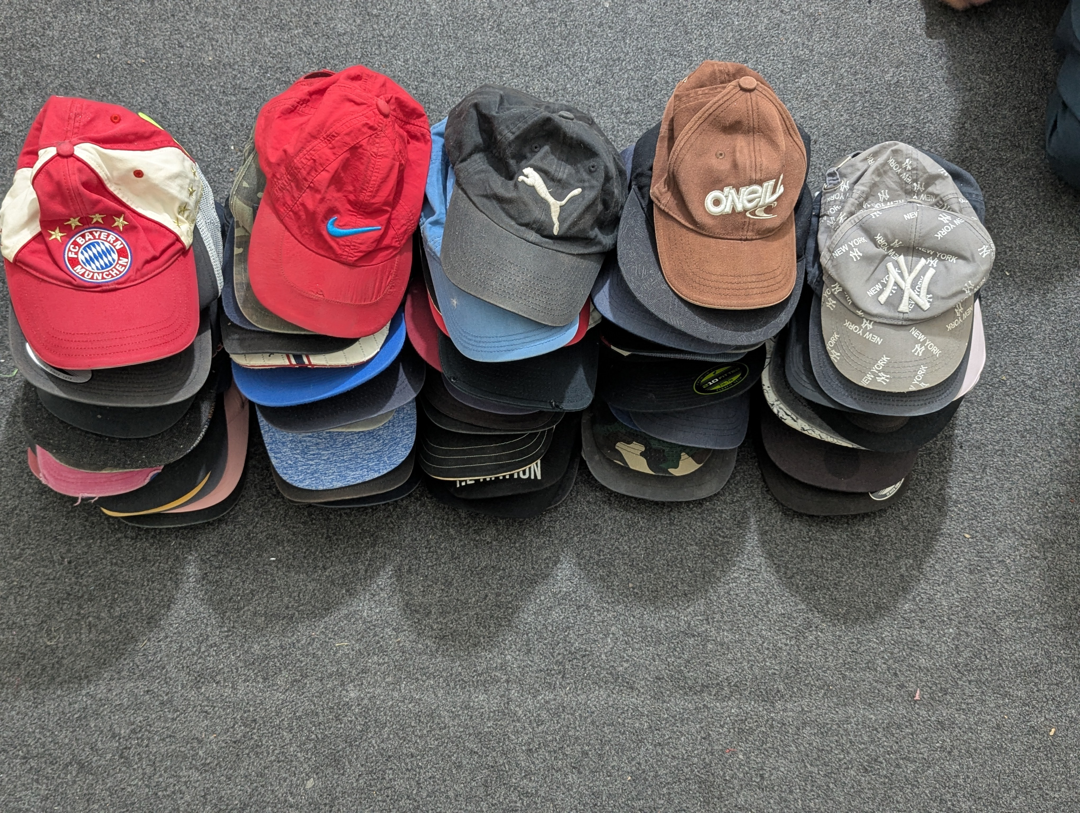 混合ブランドキャップ 70個