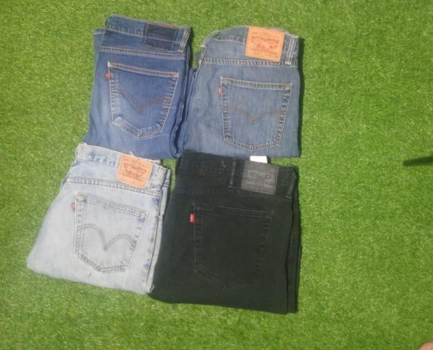 LEVI'S JEANS