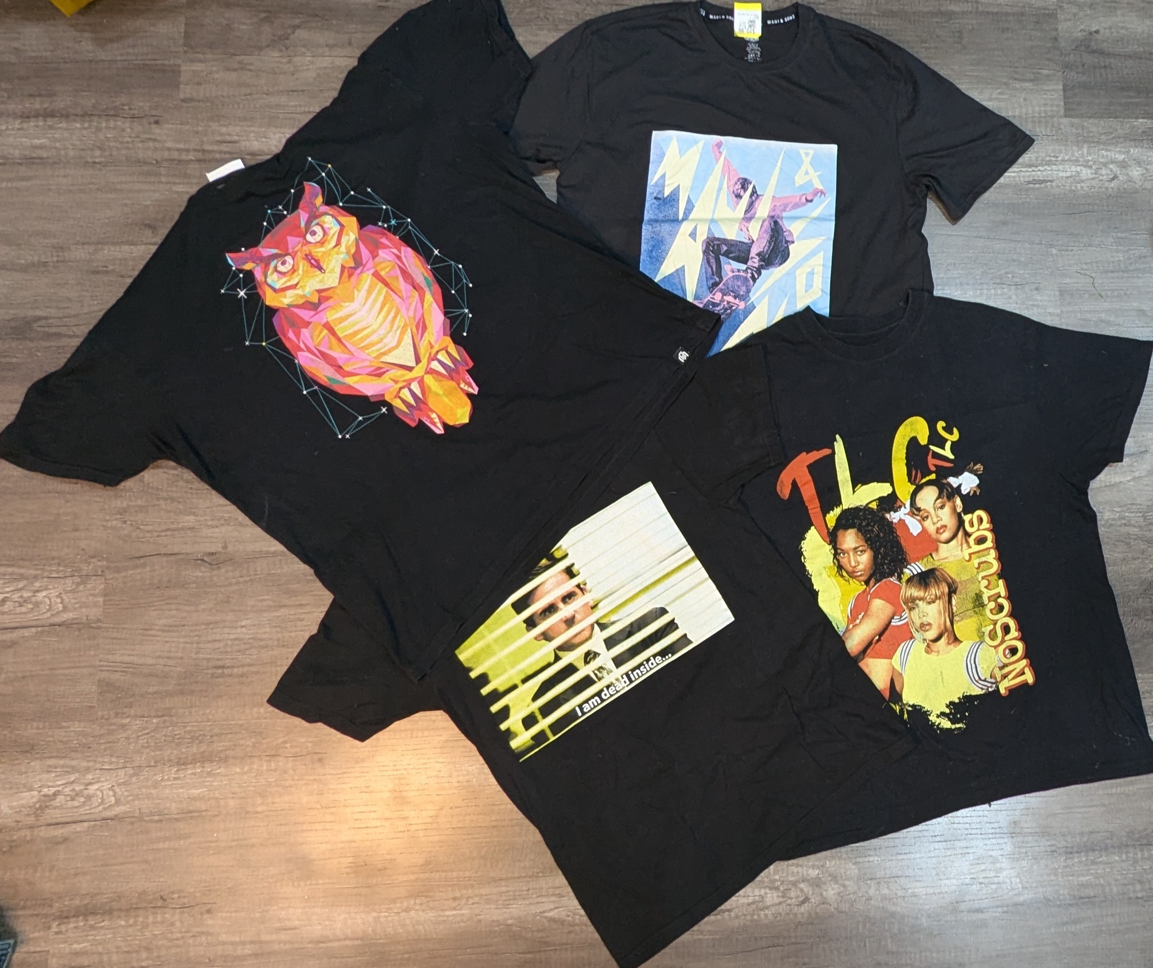 1646 - Vintage Style Printed T-Shirts