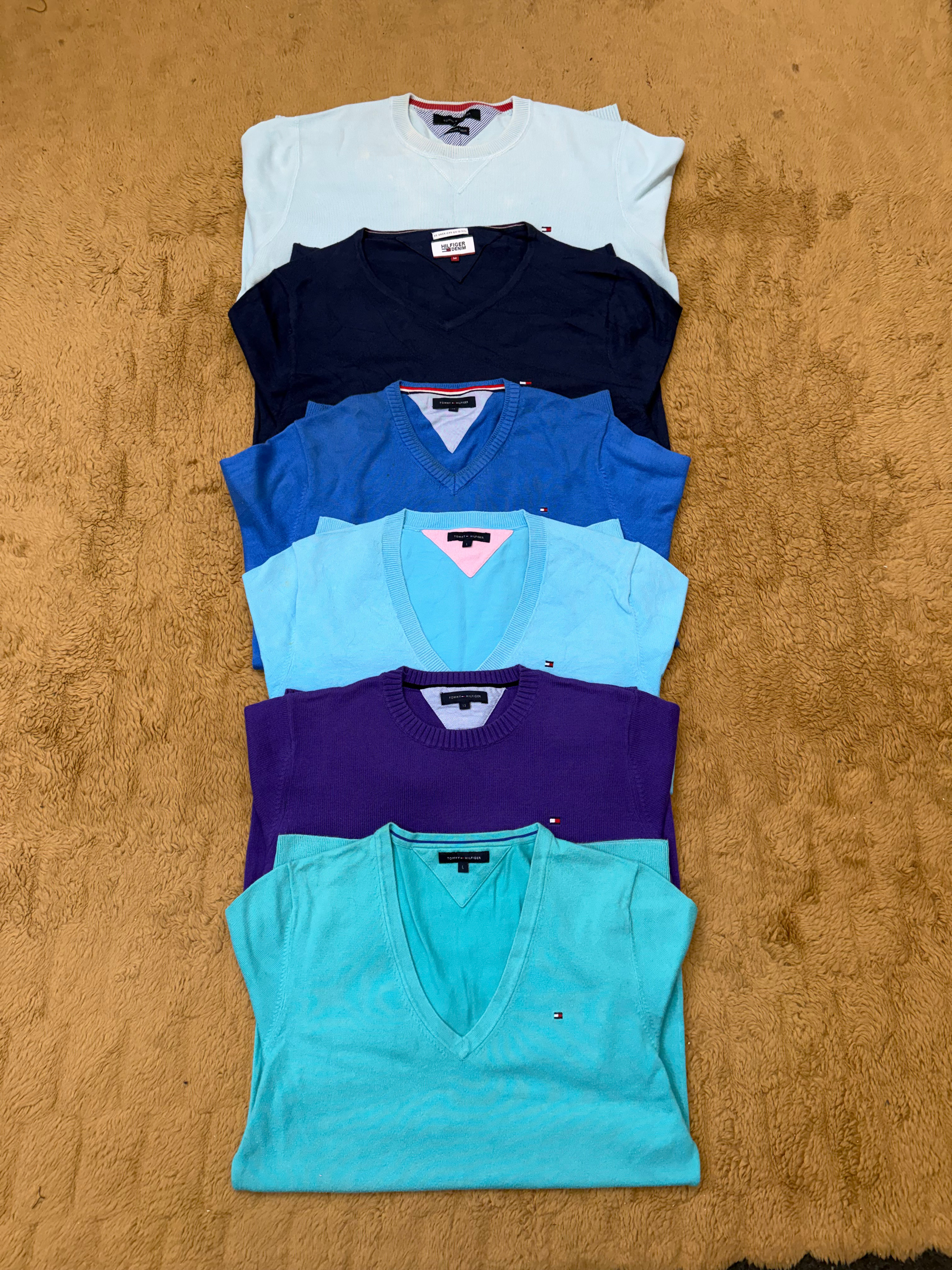 トミーヒルフィガー プレーンセーター