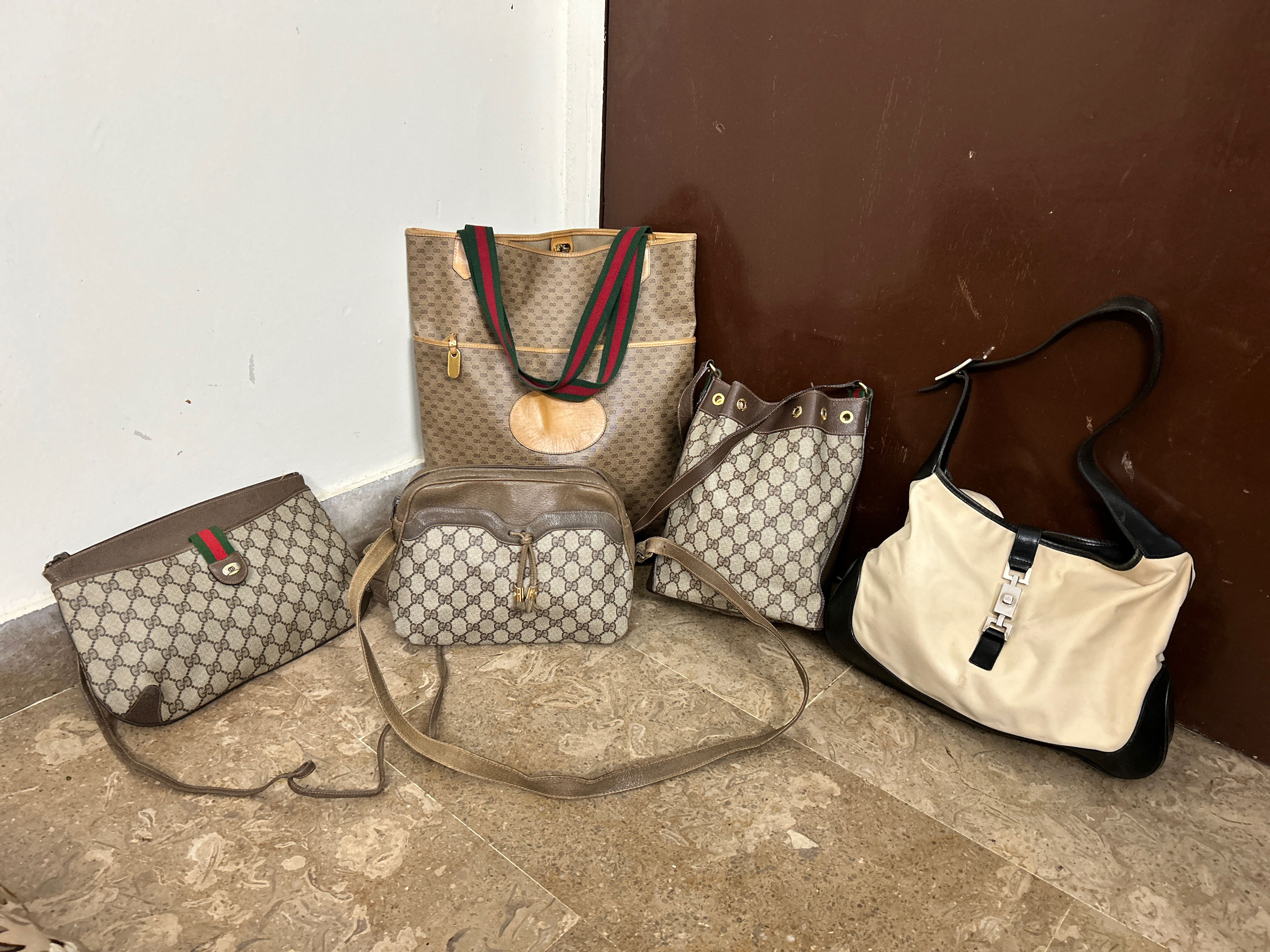 Beautiful Gucci bags deal available 😍😍