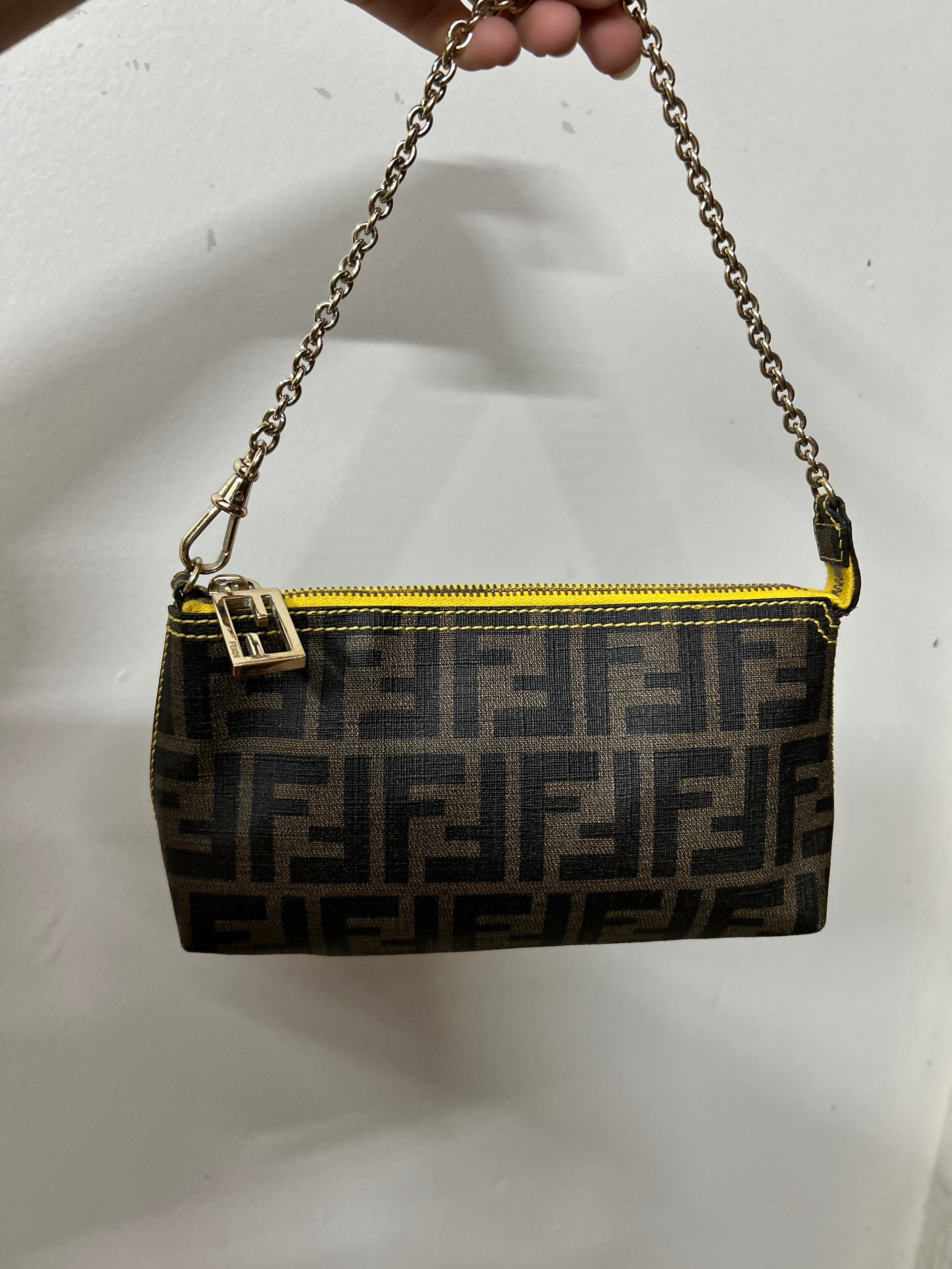 本物のDIOR PRADA FENDIのお得な取引が利用可能です。