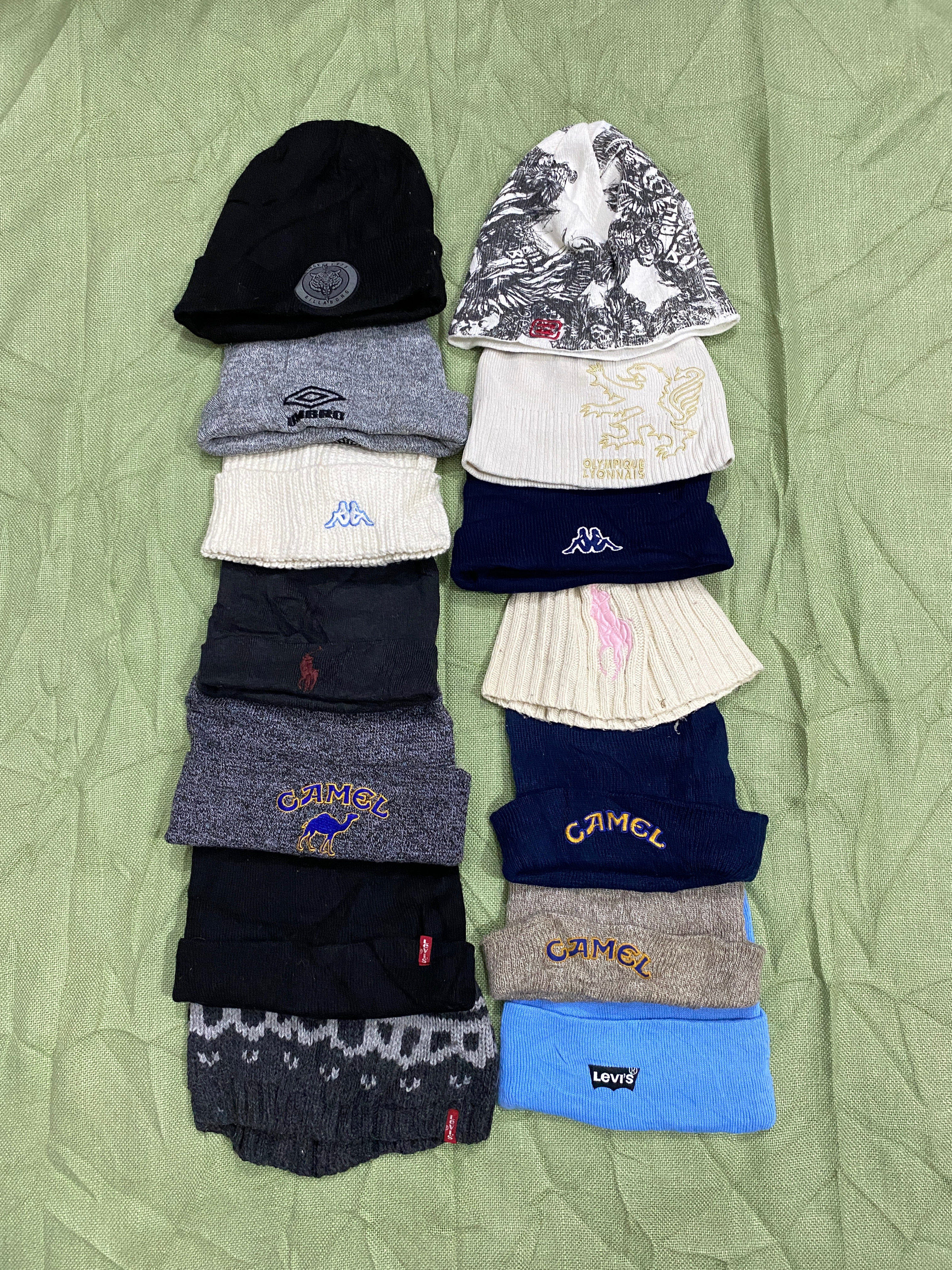 ビラボン/リーバイス/アンブロ/カッパ/ポロ/キャメルビーニー 14ピース