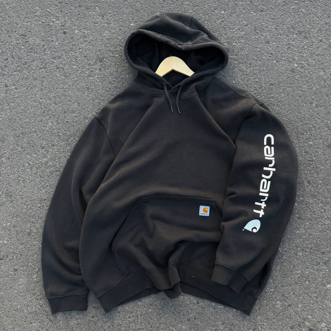 Pull à capuche noir imprimé rework style Carhartt