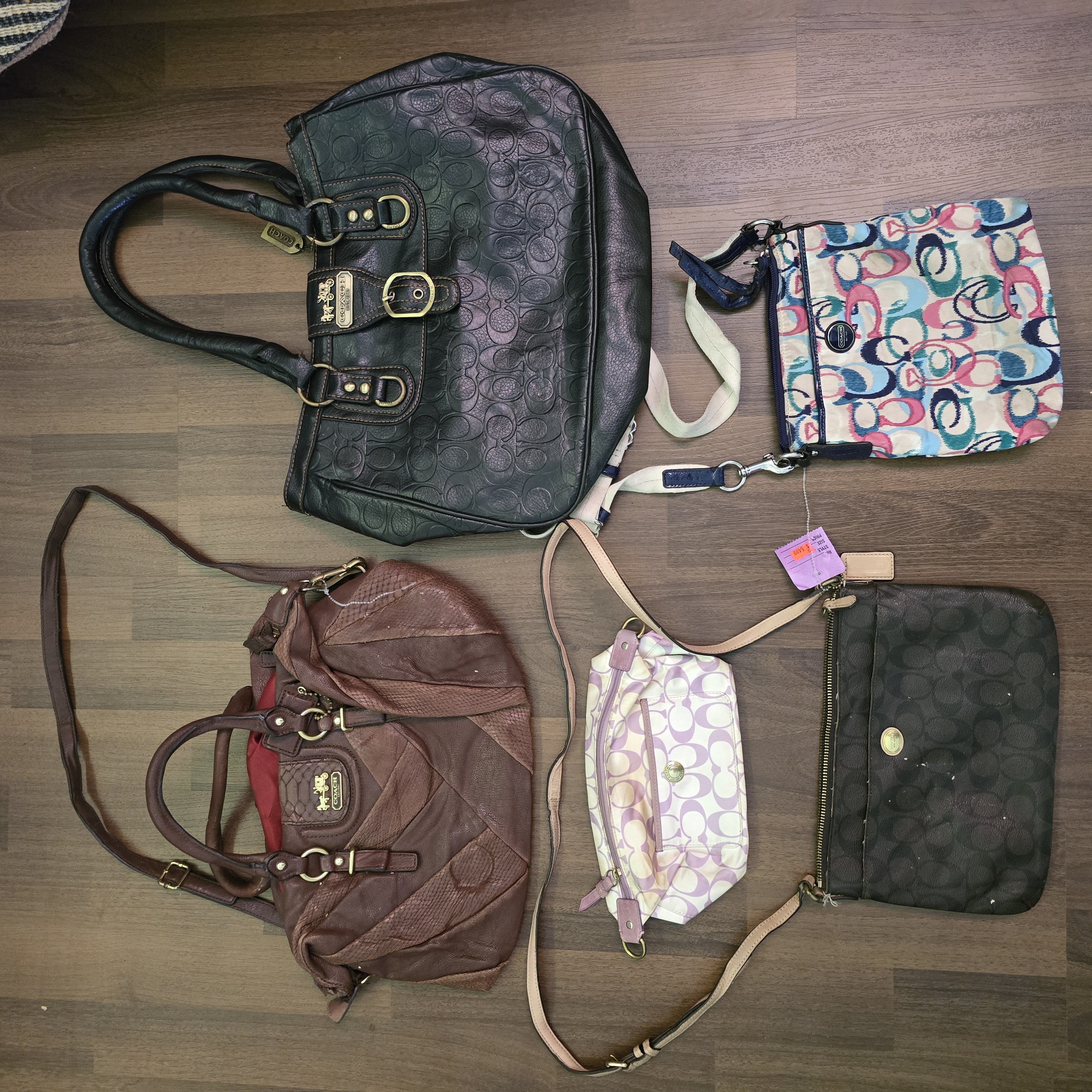 AV-0557 Coach Handbags