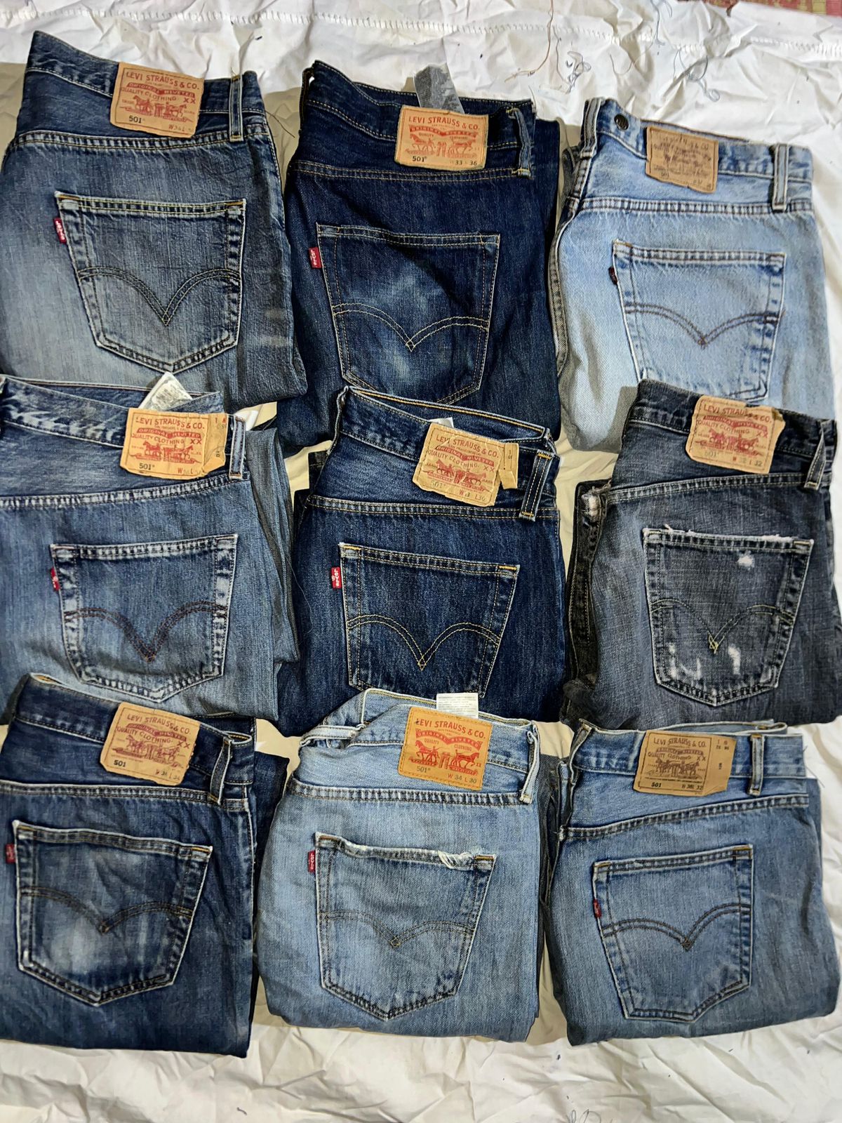 LEVI’S 501 JEANS (4025)