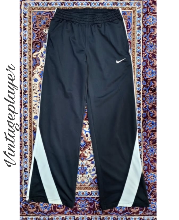 クラシック ナイキ トラックパンツ