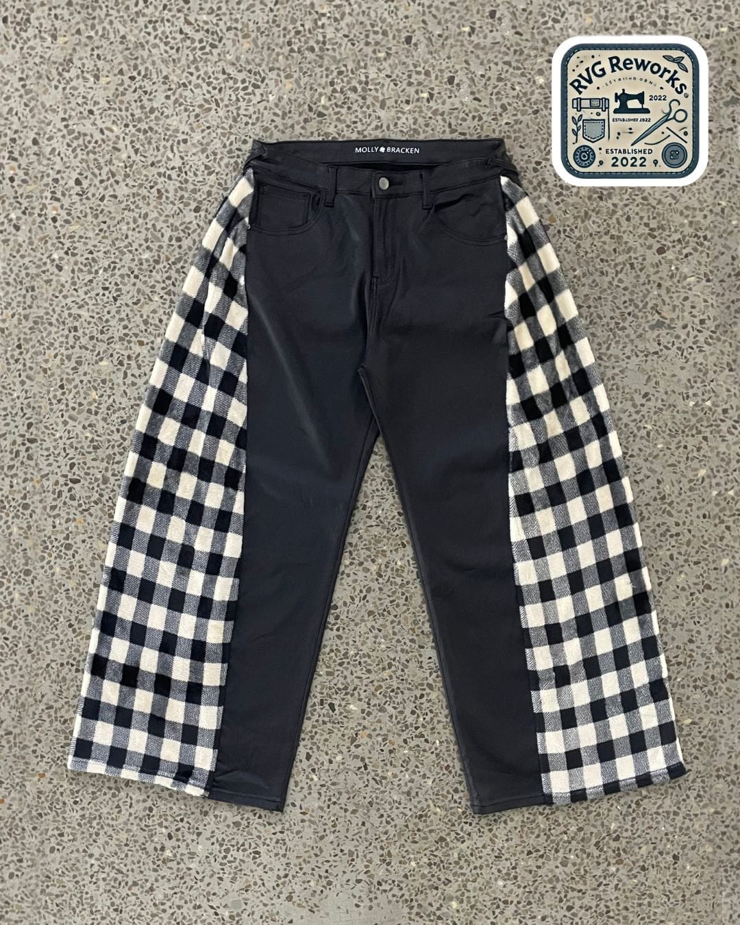 Upcycled Plush-Seitenpanehosen