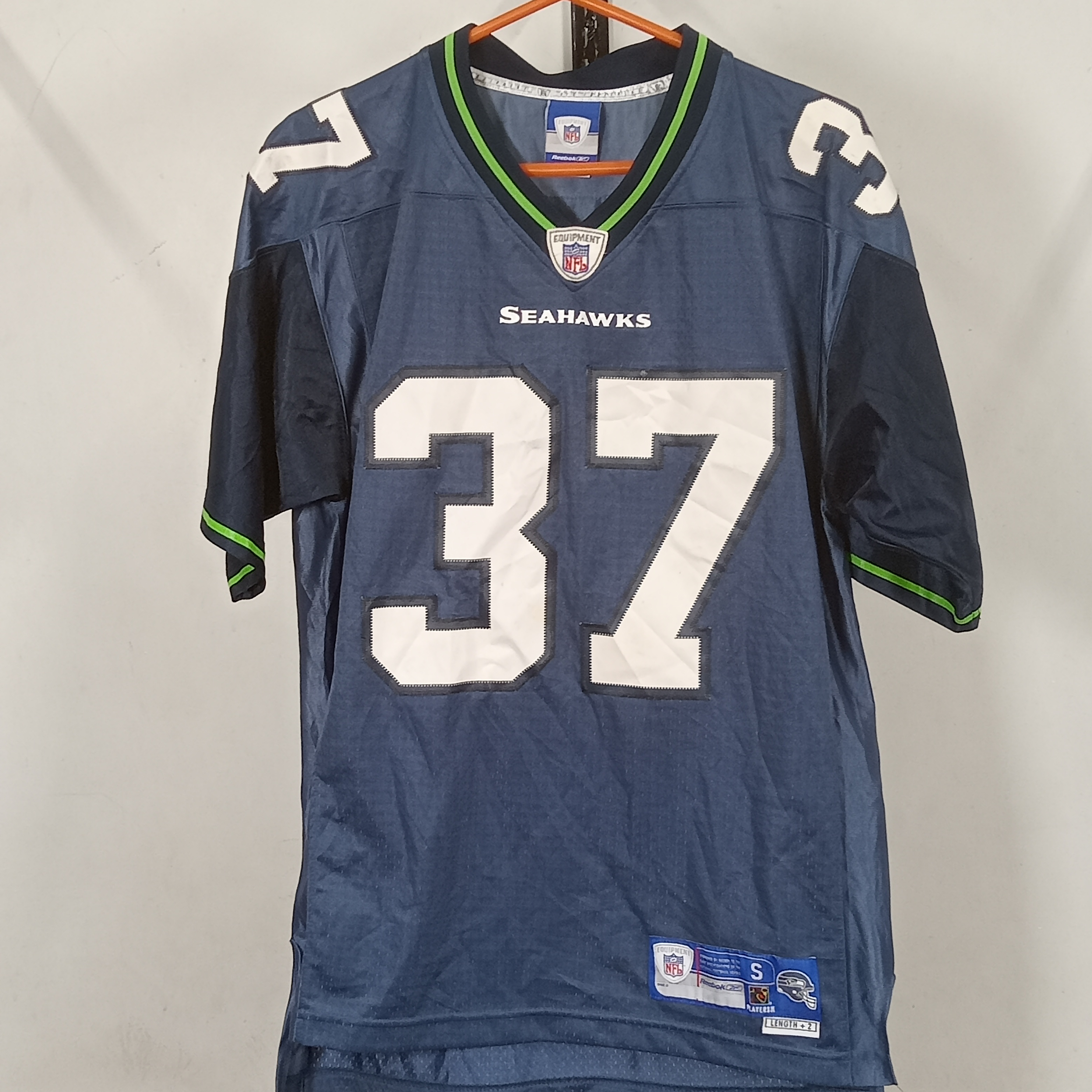 NFL, NBA & MAJESTIC JERSEYS - BUNDLE 09