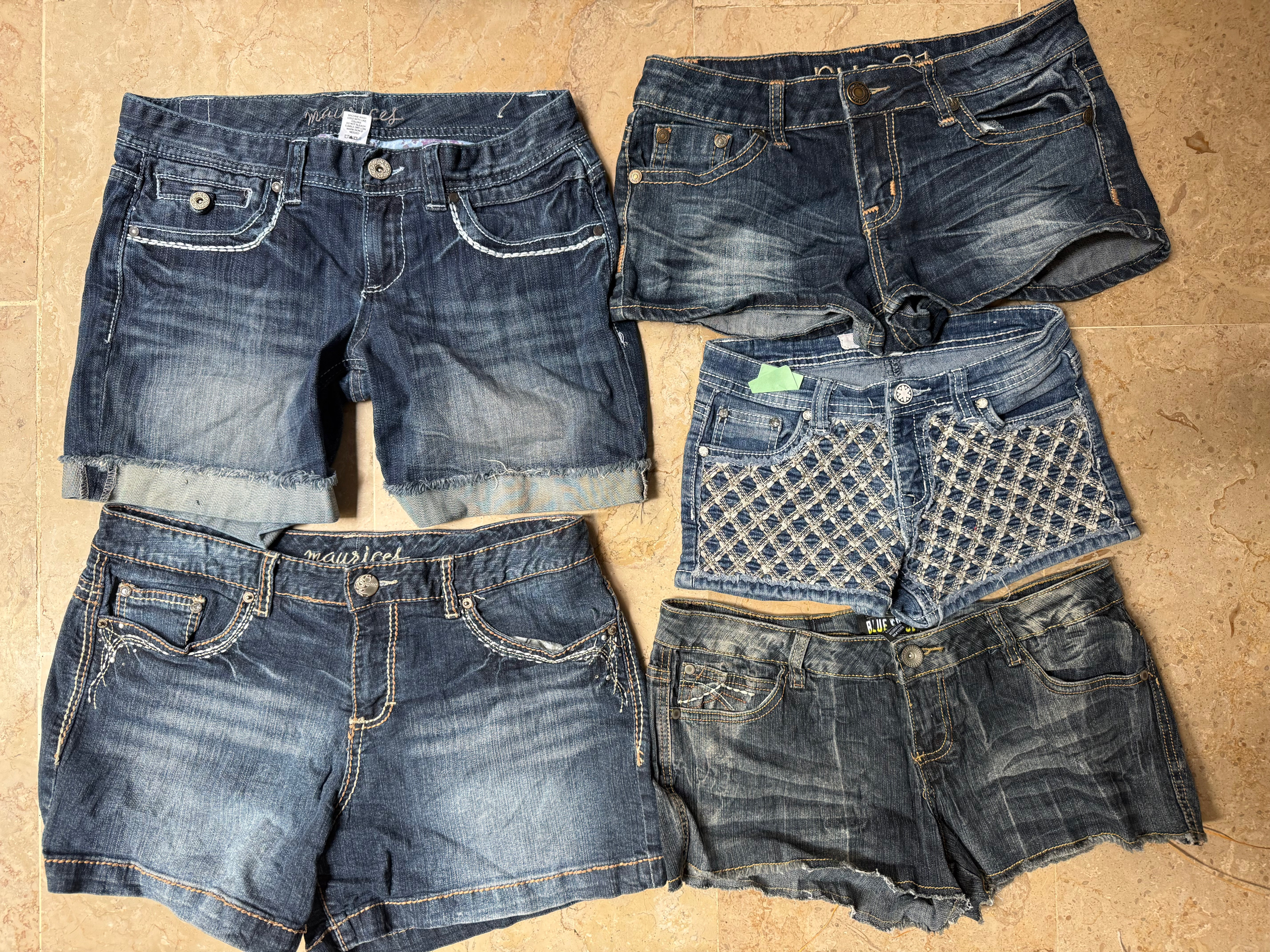 Unbranded shorts