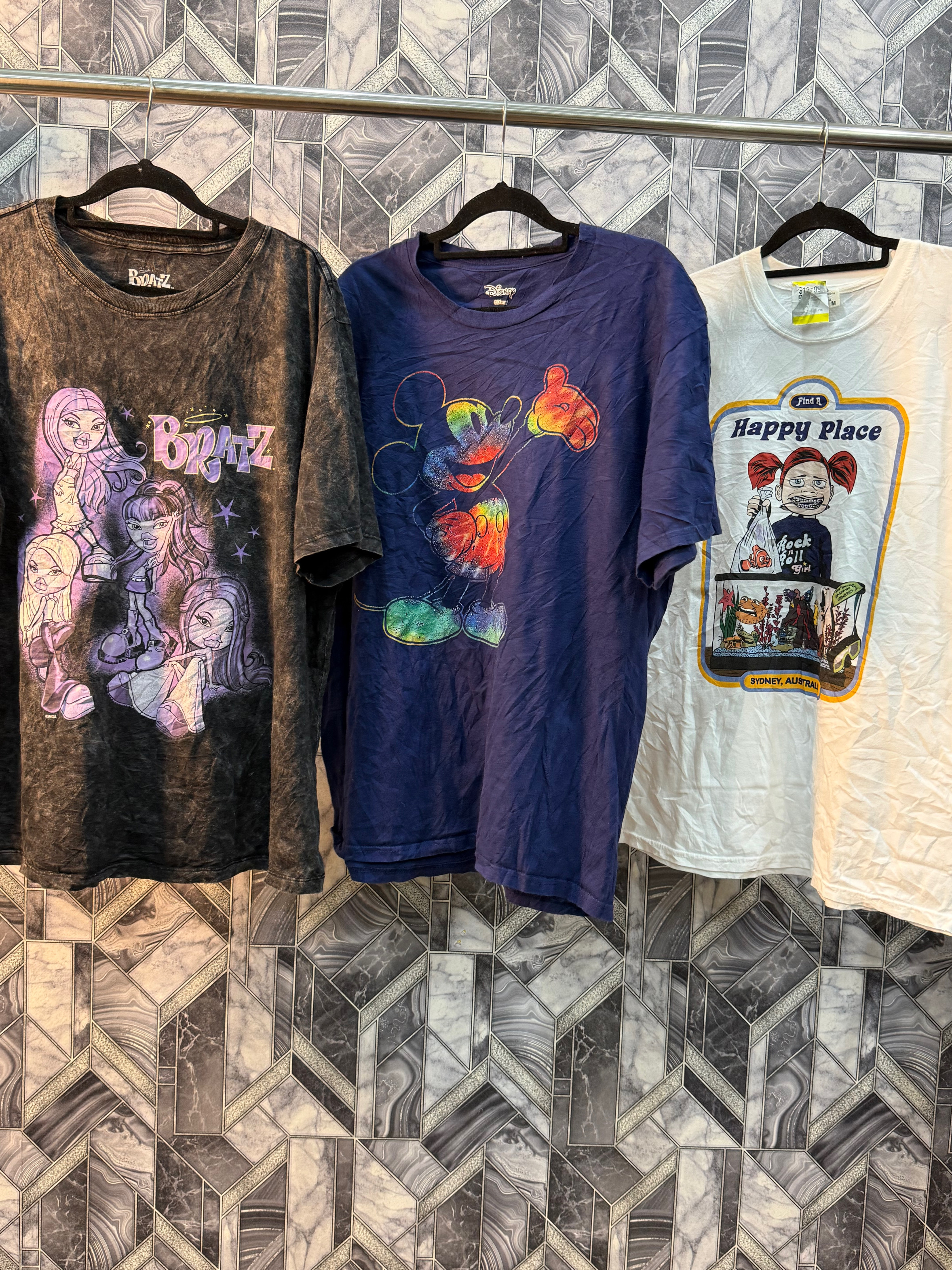 T-shirts imprimés avec des dessins animés AVG-0074