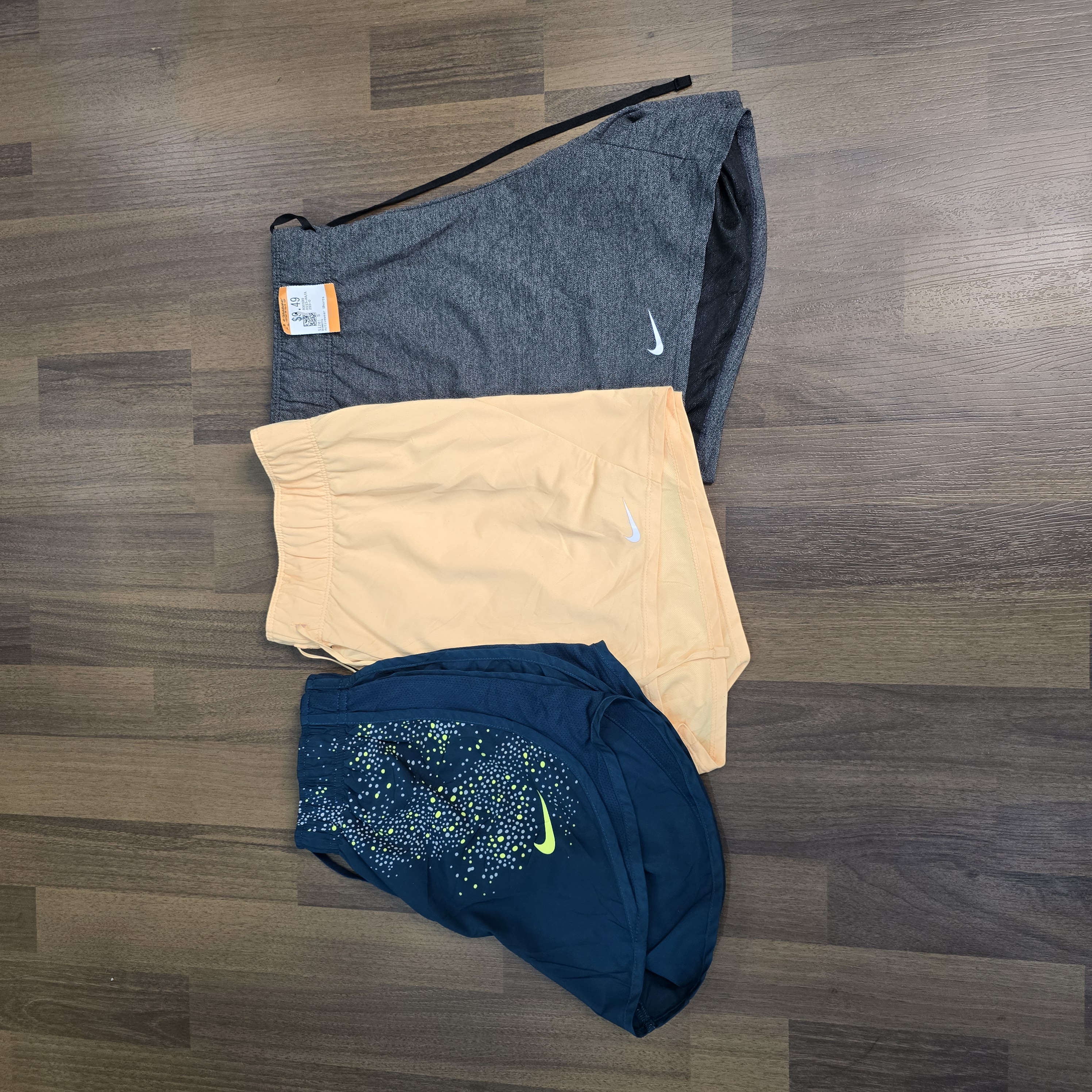 AV-0679 Nike Shorts Ladies