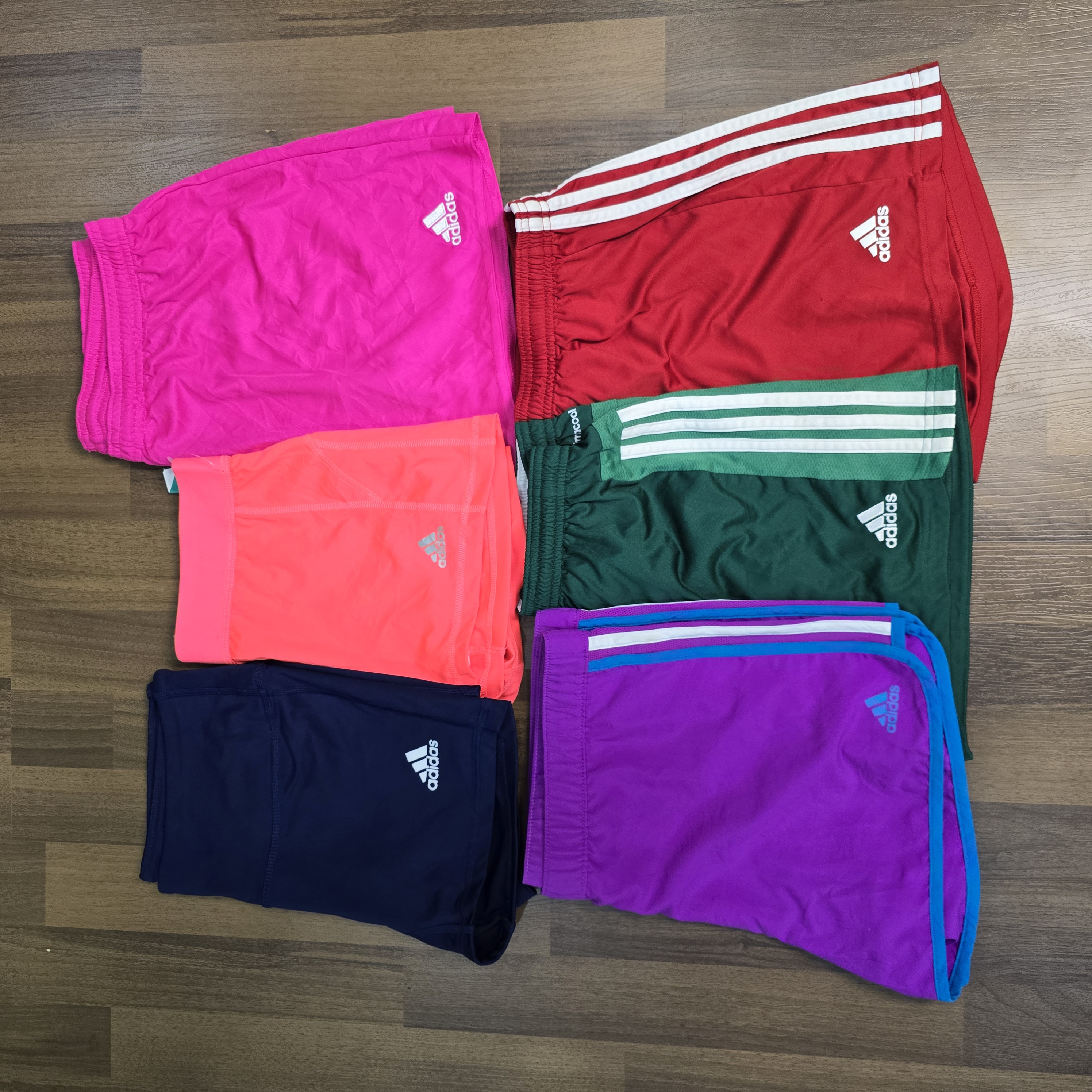 Shorts Adidas AV-0680 Femmes