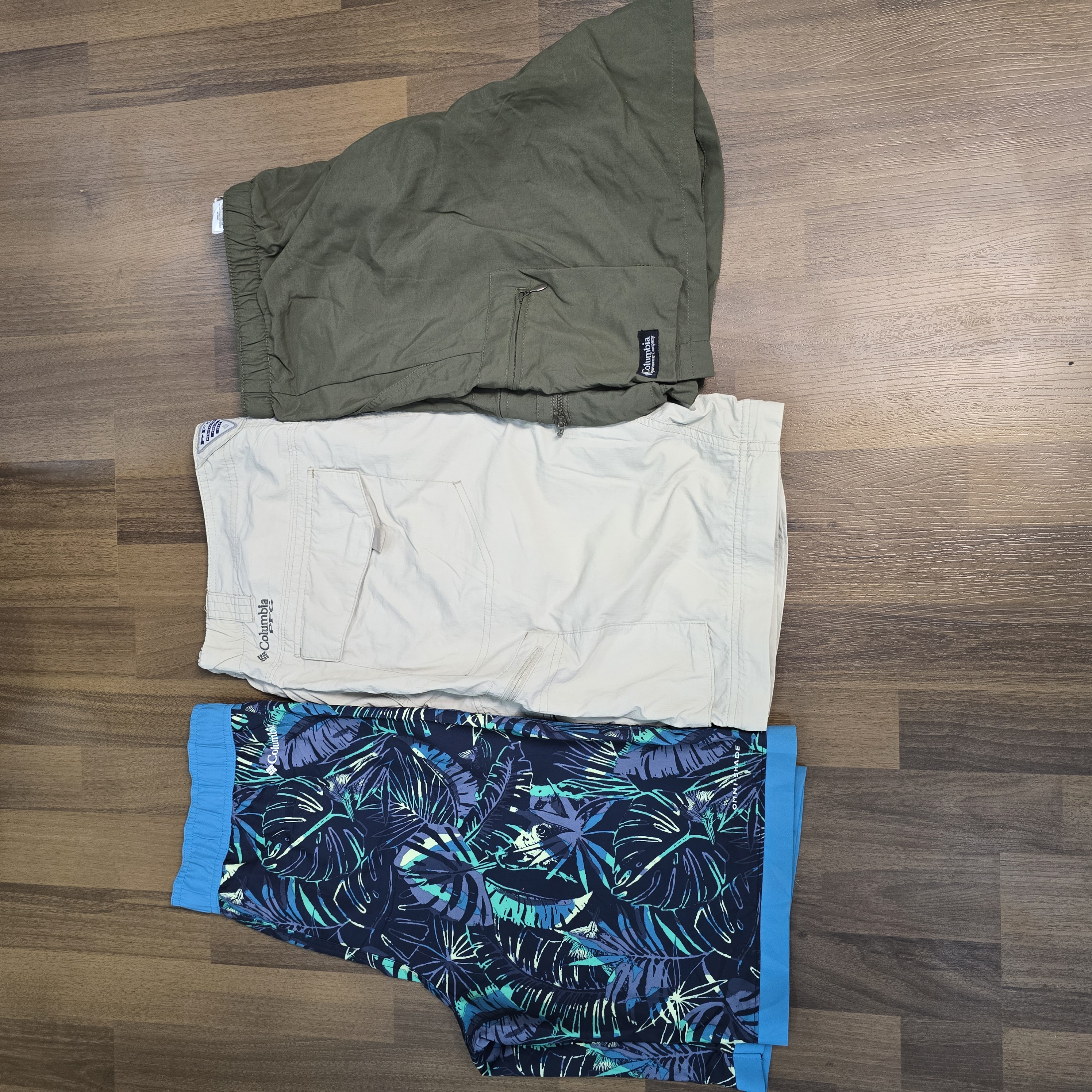 AV-0681 Columbia Mix Shorts